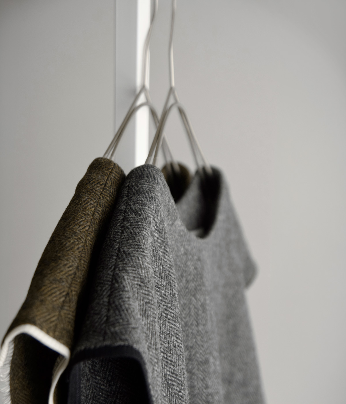 atelier naruse(�A�g���G�i���Z)�u���e�B�b�V���E�[�� �c�C�[�h �o�b�N�{�^�� ���u �x�X�g f02096