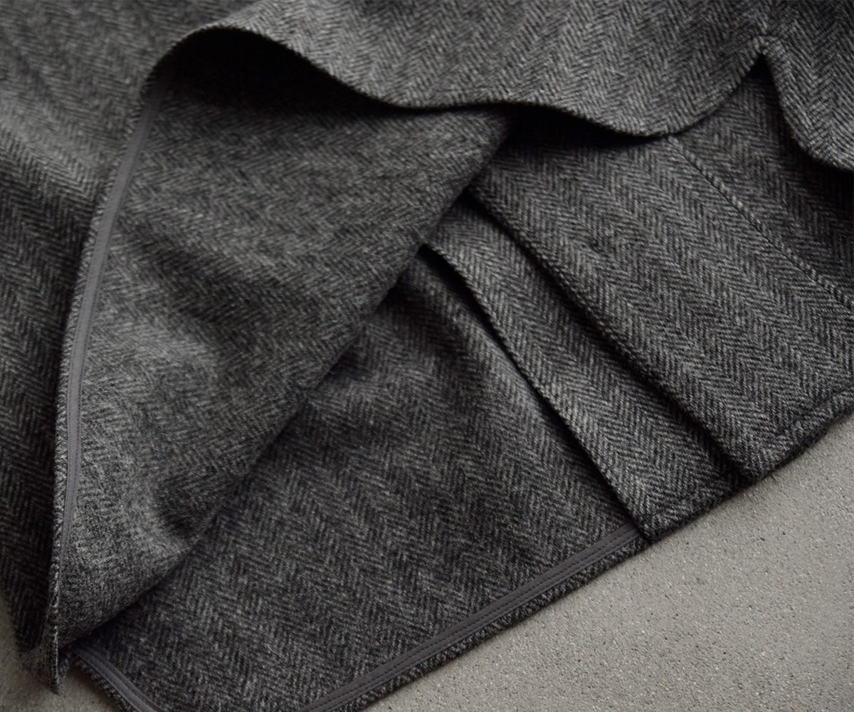 atelier naruse(�A�g���G�i���Z)�u���e�B�b�V���E�[�� �c�C�[�h �o�b�N�{�^�� ���u �x�X�g f02096