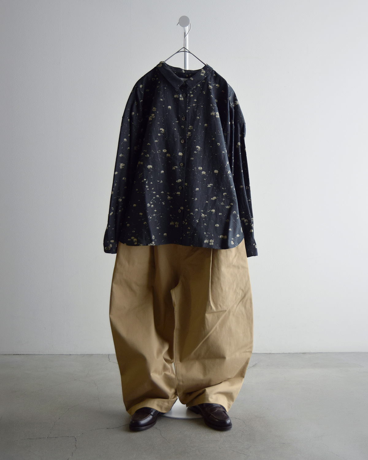 atelier naruse(�A�g���G�i���Z)�R�b�g�����l�� �r�b�O�V���G�b�g�V���c �V���c���N�T h02093