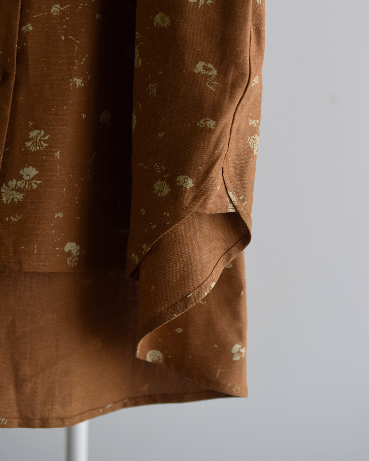atelier naruse(�A�g���G�i���Z)�R�b�g�����l�� �r�b�O�V���G�b�g�V���c �V���c���N�T h02093