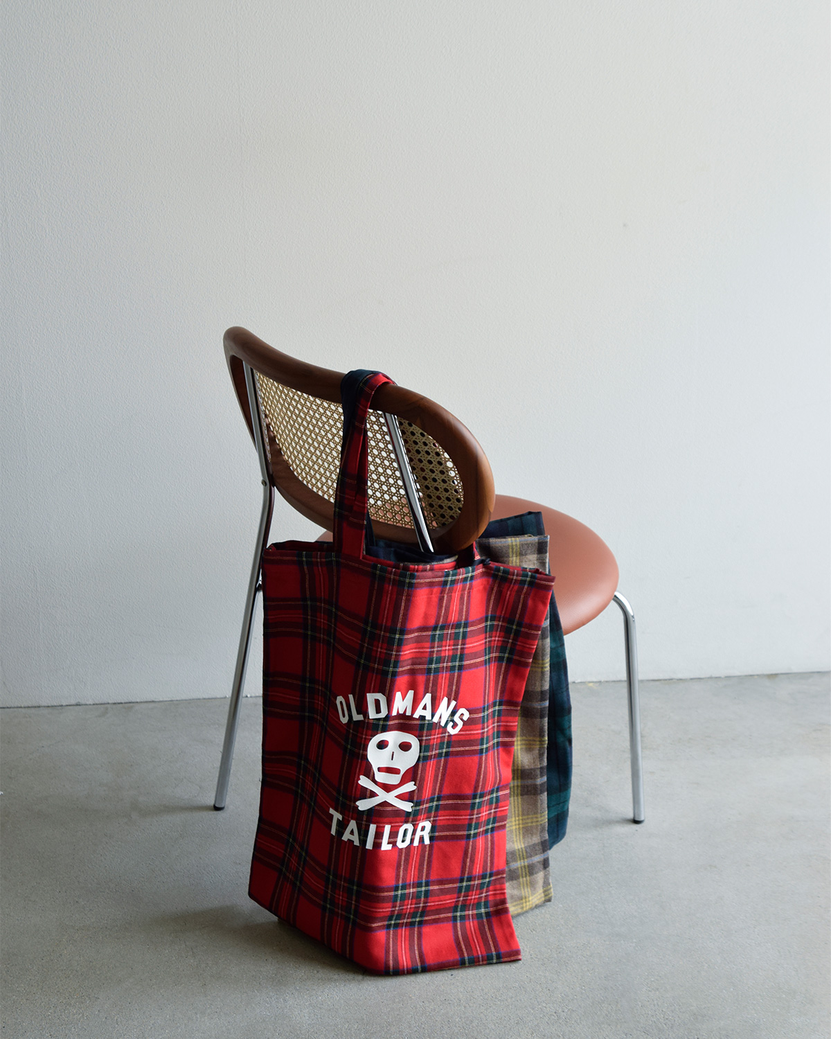 R & D.M.Co-(�I�[���h�}���Y�e�[���[)�E�[�� �v�����g �g�[�g�o�b�O OMT SKULL PRINT TOTE BAG m1539