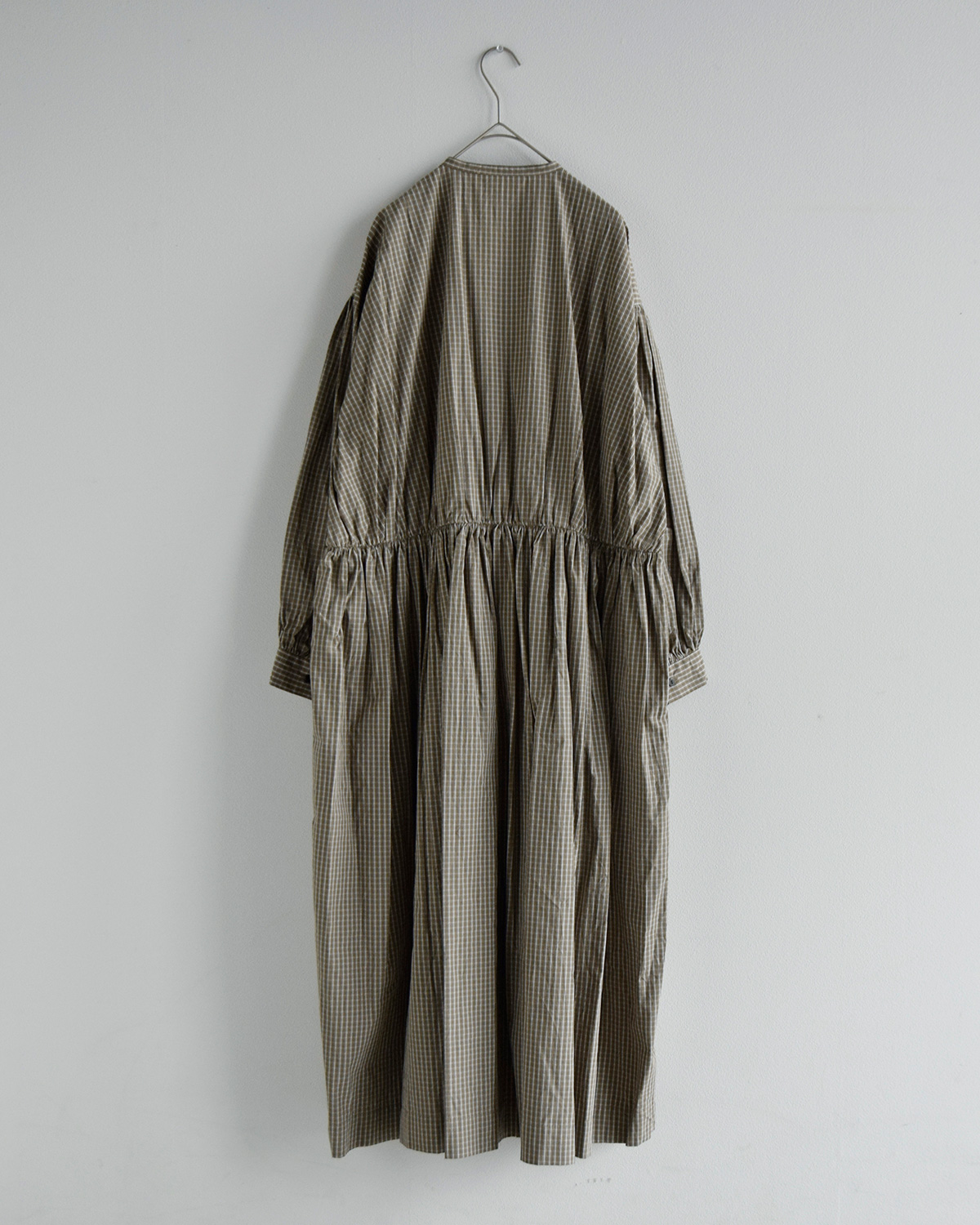 TOUJOURS(�g�D�W���[)�X���[���`�F�b�N �I�[�K�j�b�N�R�b�g�� �����s�[�X Classic Gathered Dress qm45kd04