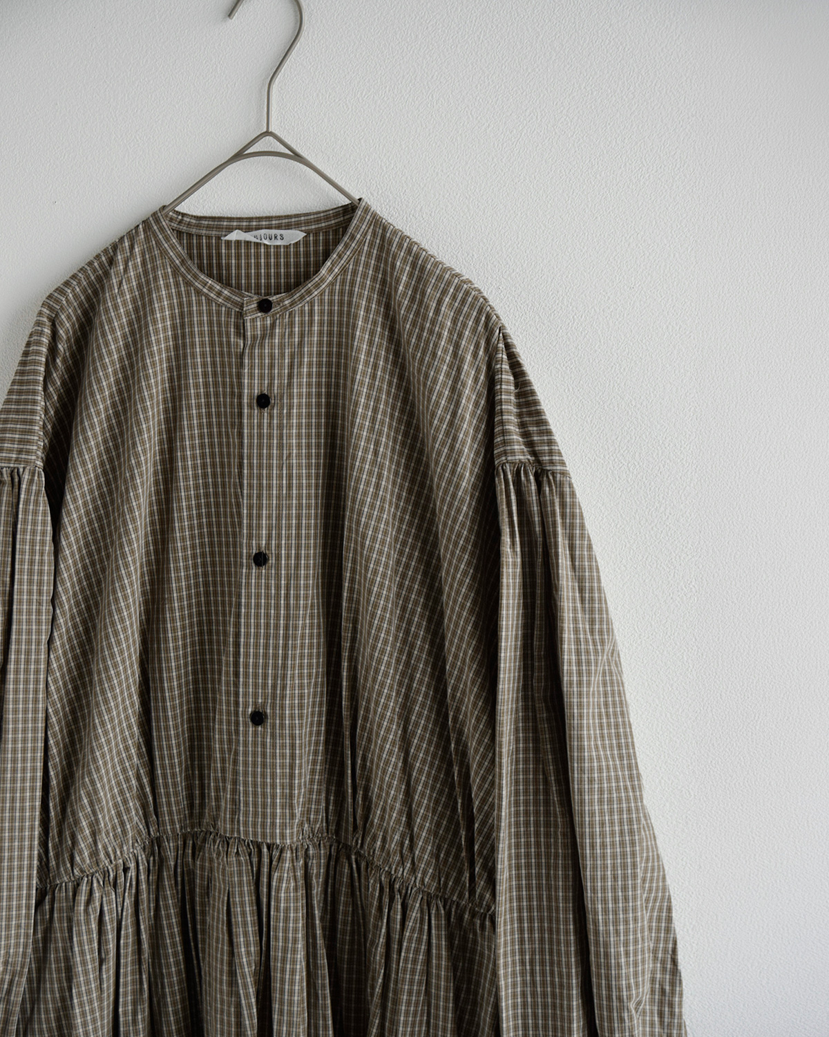 TOUJOURS(�g�D�W���[)�X���[���`�F�b�N �I�[�K�j�b�N�R�b�g�� �����s�[�X Classic Gathered Dress qm45kd04