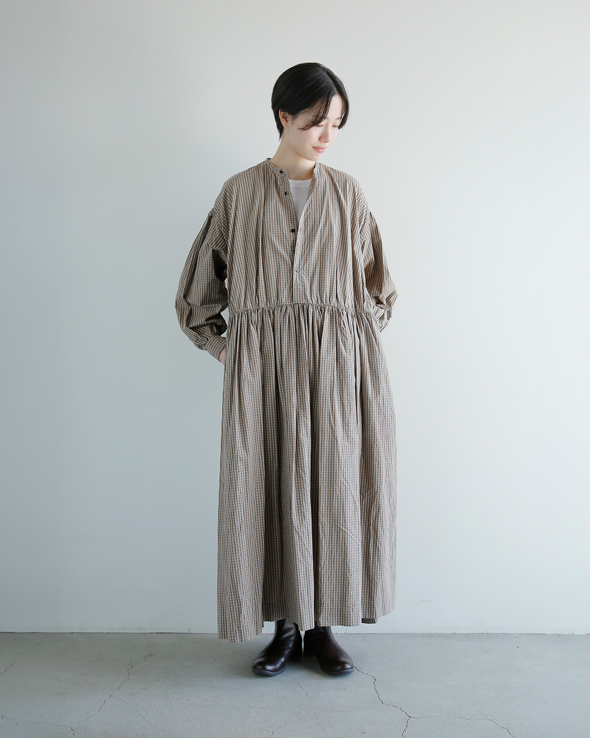 TOUJOURS(�g�D�W���[)�X���[���`�F�b�N �I�[�K�j�b�N�R�b�g�� �����s�[�X Classic Gathered Dress qm45kd04