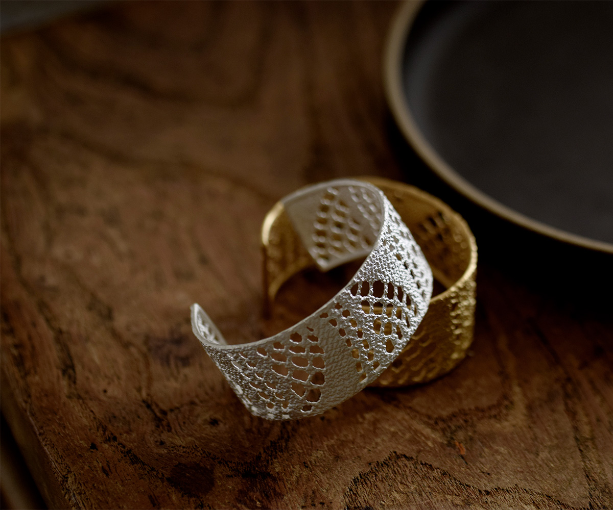 MAISON RUBUS.(���]�����[�o�X)���R���N�V���� �V���o�[ ���[�X �o���O�� 2L �grecollection lace bangle 2L�h re-020