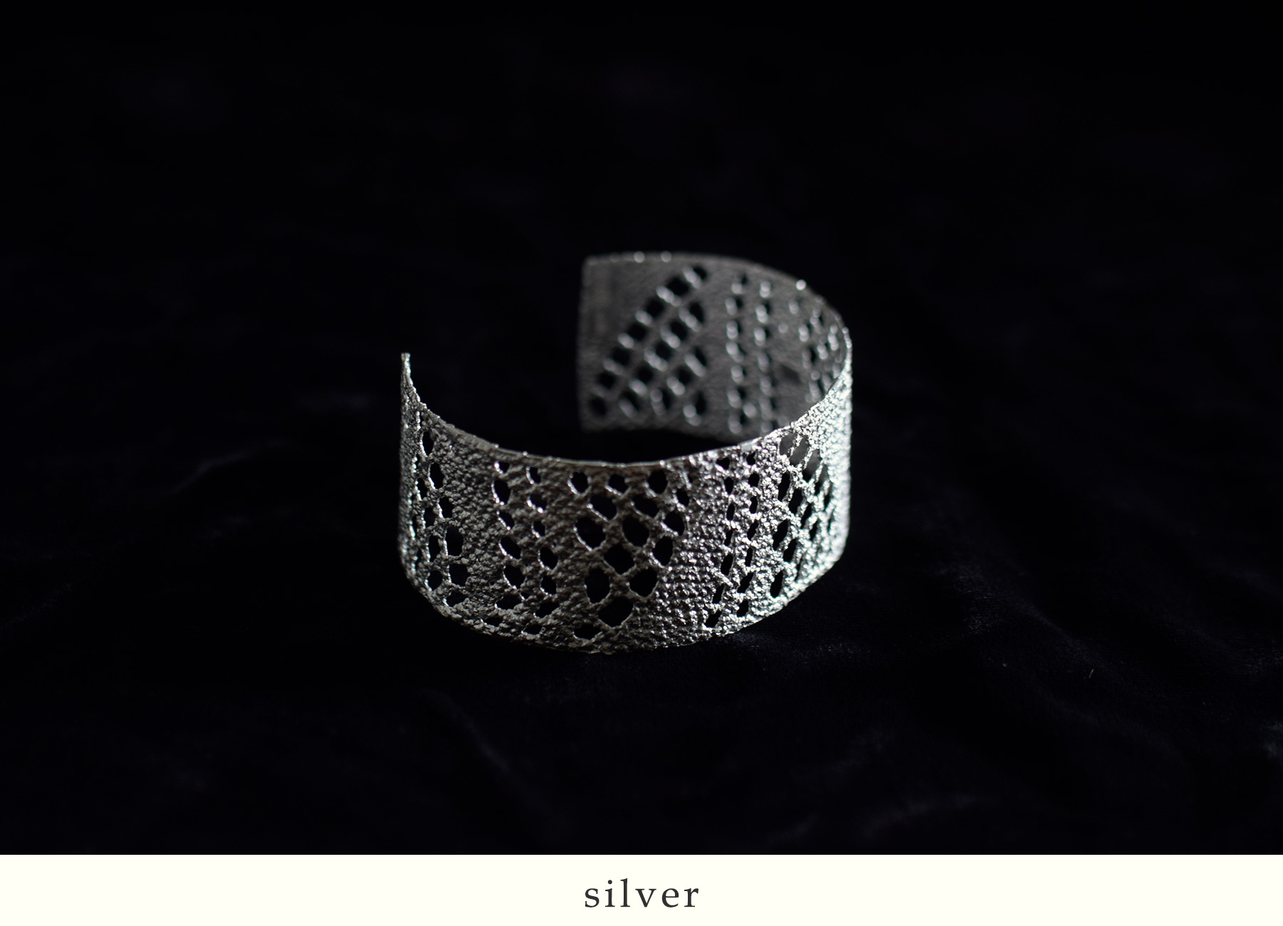 MAISON RUBUS.(���]�����[�o�X)���R���N�V���� �V���o�[ ���[�X �o���O�� 2L �grecollection lace bangle 2L�h re-020
