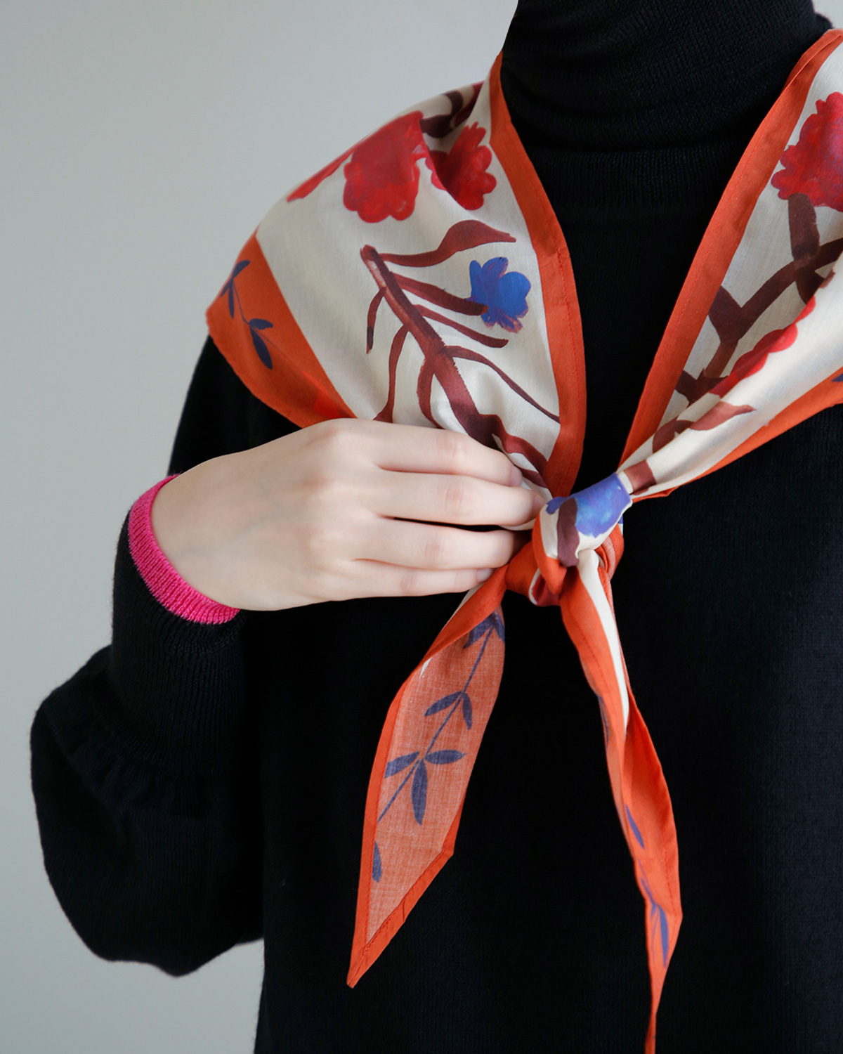 TOAST(�g�[�X�g)�R�b�g�� �g���C�A���O���o���_�i Flower Crown Print Triangle Bandana to26aw1-114