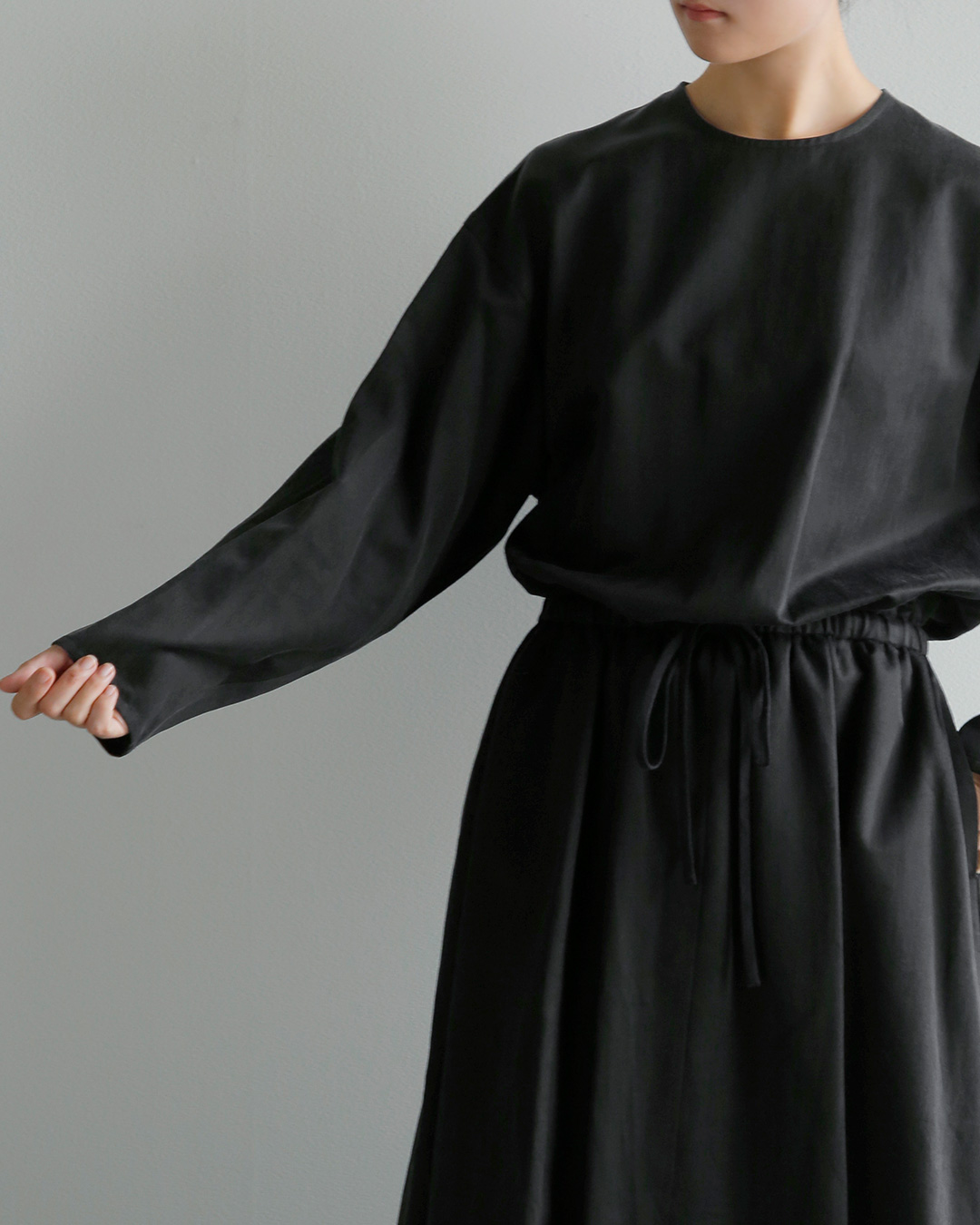 YOKO SAKAMOTO(���[�R�T�J���g)�u���b�V���h �T�e�� �����b�N�X �h���X RELAX DRESS ys-26aw-54