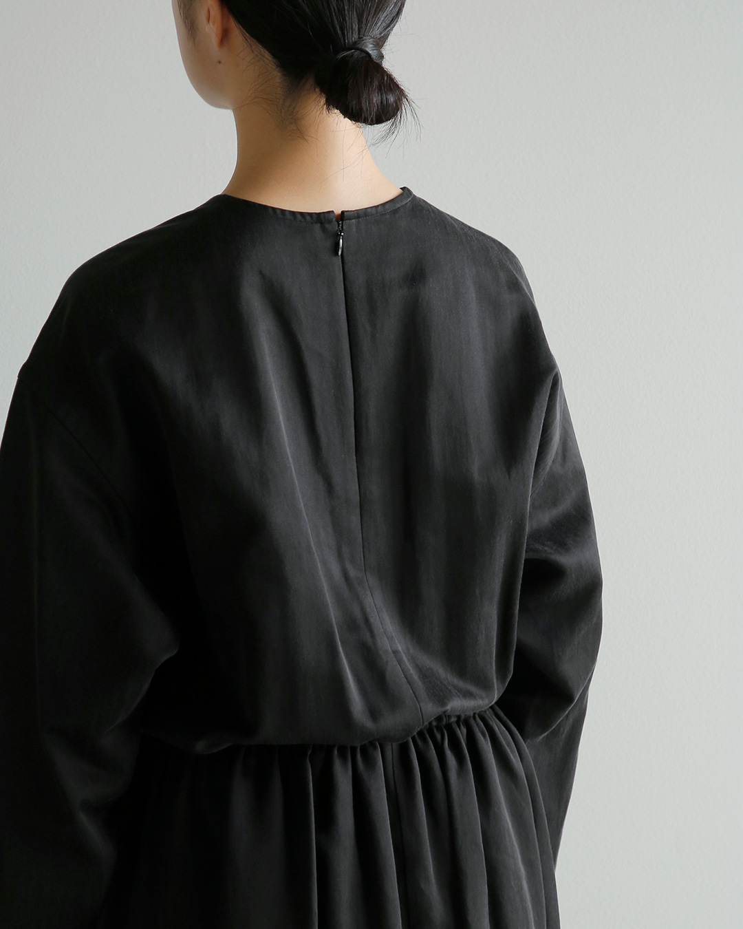 YOKO SAKAMOTO(���[�R�T�J���g)�u���b�V���h �T�e�� �����b�N�X �h���X RELAX DRESS ys-26aw-54