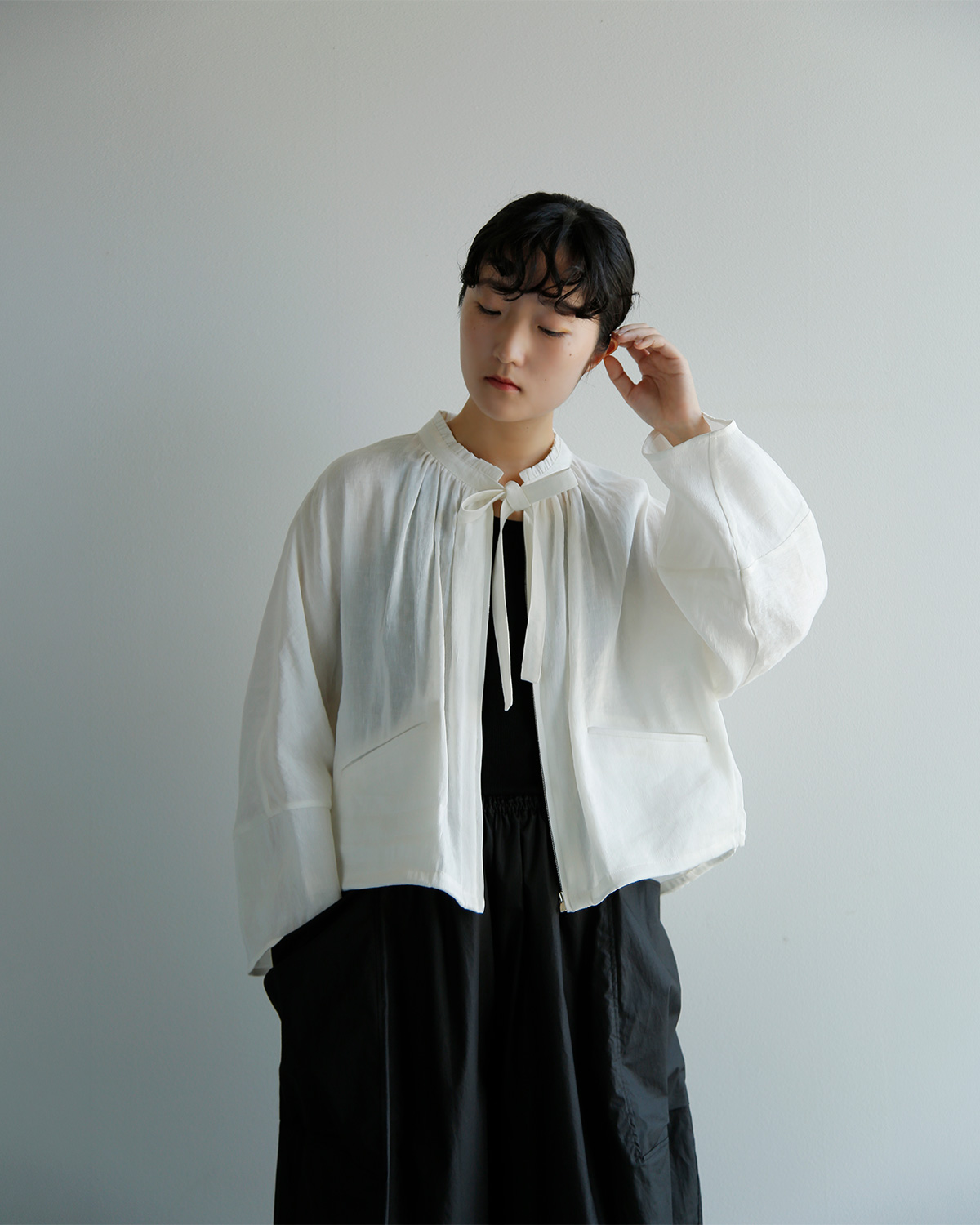 TENNE HANDCRAFTED MODERN(�e���n���h�N���t�e�b�h���_��)���l�� �t�����J���[ �u���E�X frill collar blouson 0010