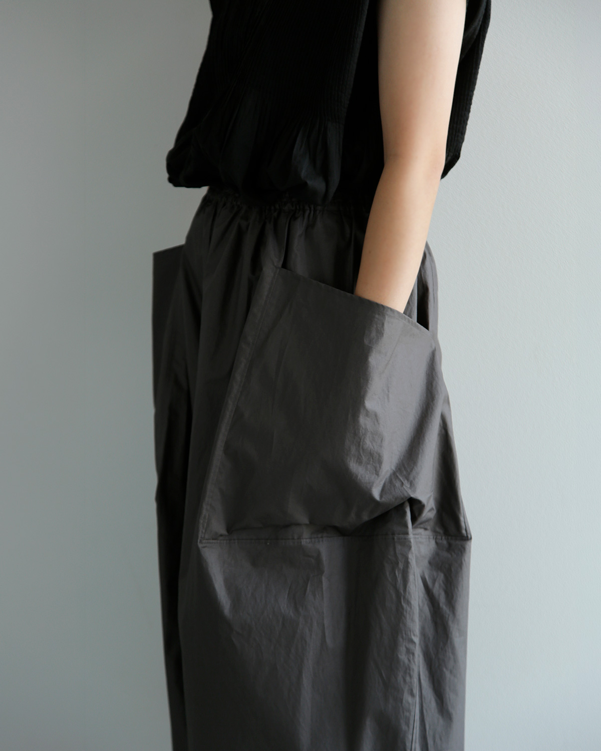 TENNE HANDCRAFTED MODERN(�e���n���h�N���t�e�b�h���_��)�R�b�g�� �r�b�O�|�P�b�g �L�����b�g�p���c 0019