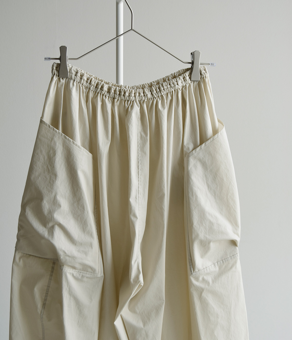 TENNE HANDCRAFTED MODERN(�e���n���h�N���t�e�b�h���_��)�R�b�g�� �r�b�O�|�P�b�g �L�����b�g�p���c 0019