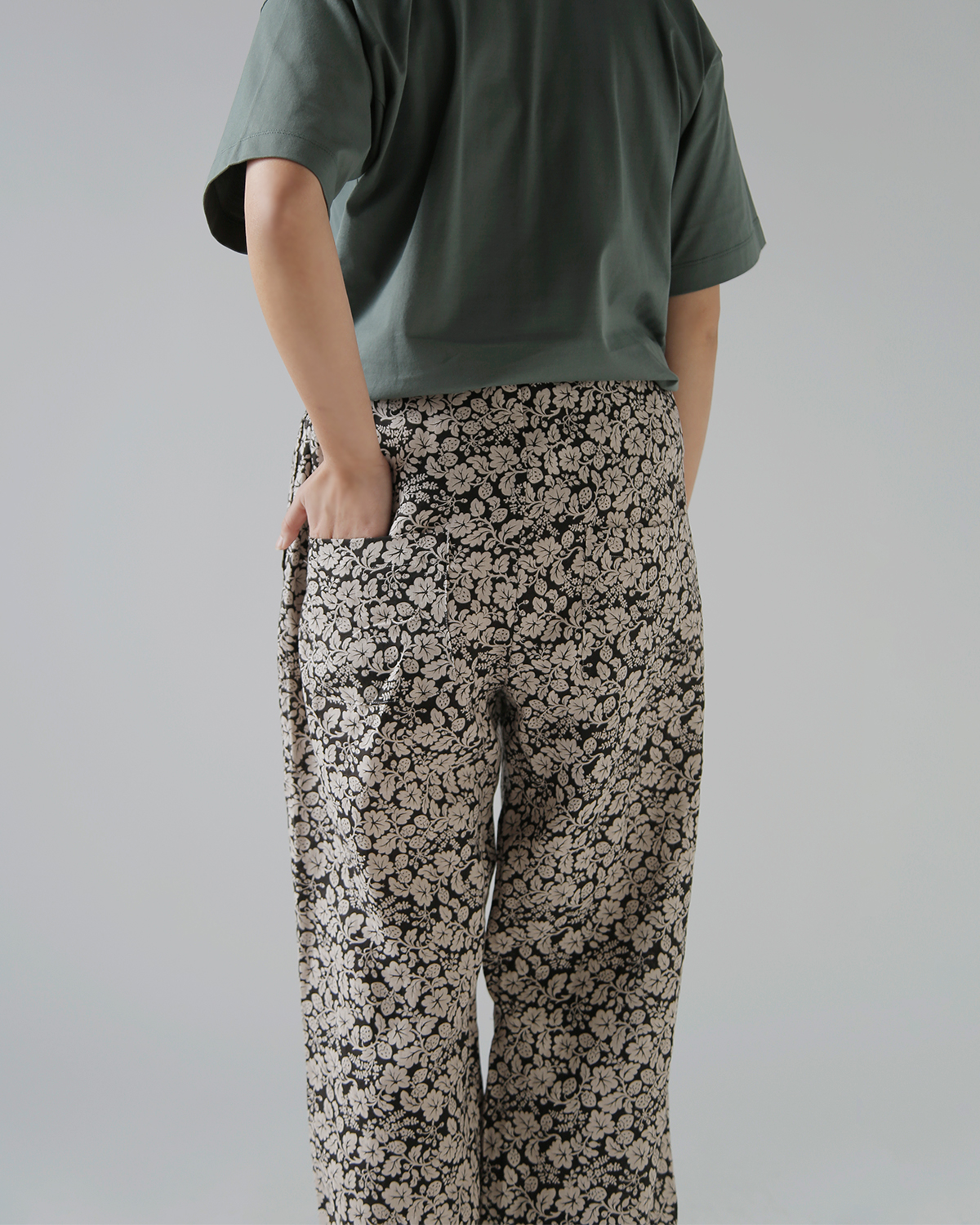 R & D.M.Co-(�I�[���h�}���Y�e�[���[)���C���h�x���[ �t���� �p���c �gWILD BERRY FRILL DECARATION PANTS�h 7758