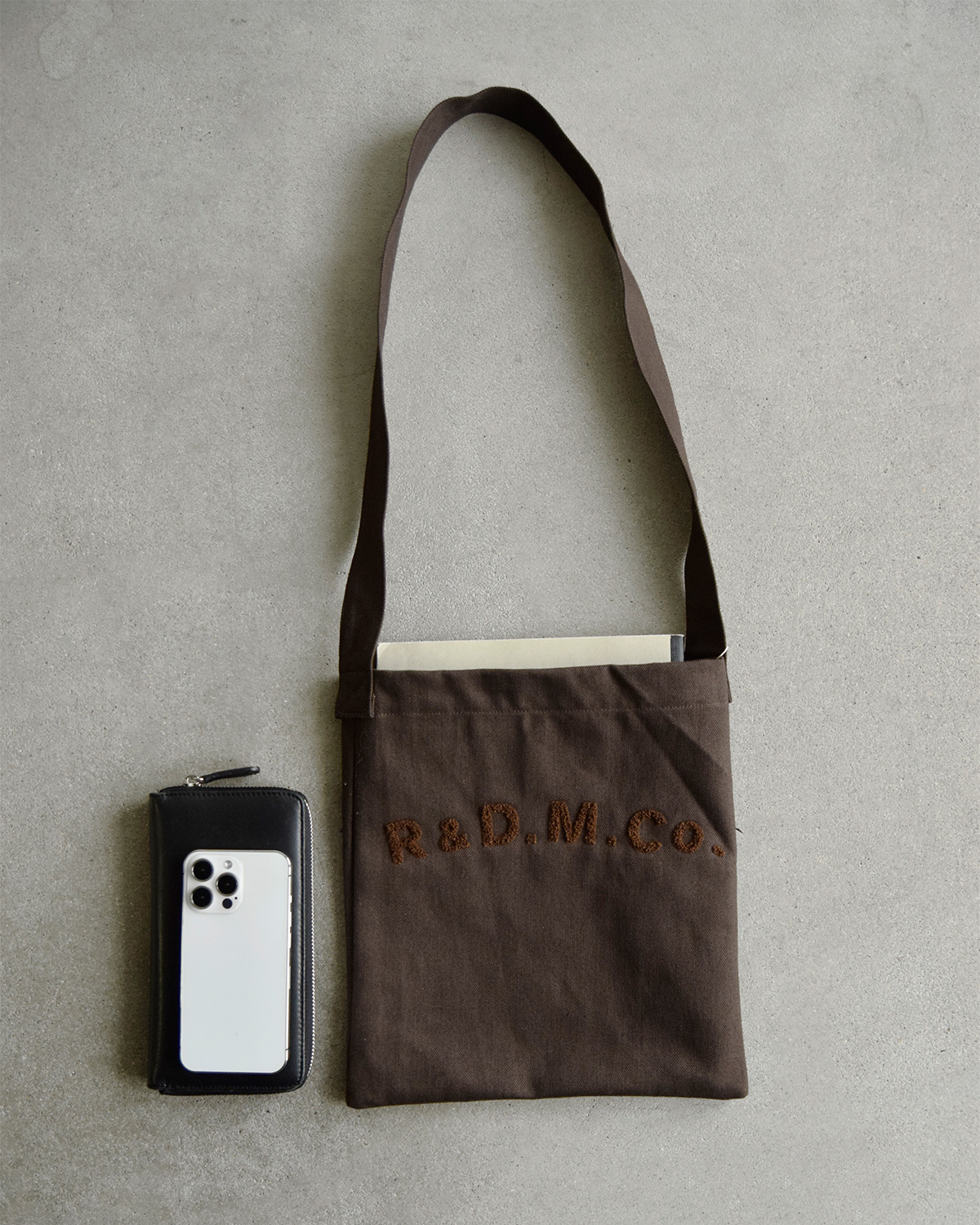 R & D.M.Co-(�I�[���h�}���Y�e�[���[)���C���h�x���[ ���C�j���O �u���E���f�j�� �V�����_�[ �o�b�O B.D SHOULDER BAG / WILD BERRY LINING 7872