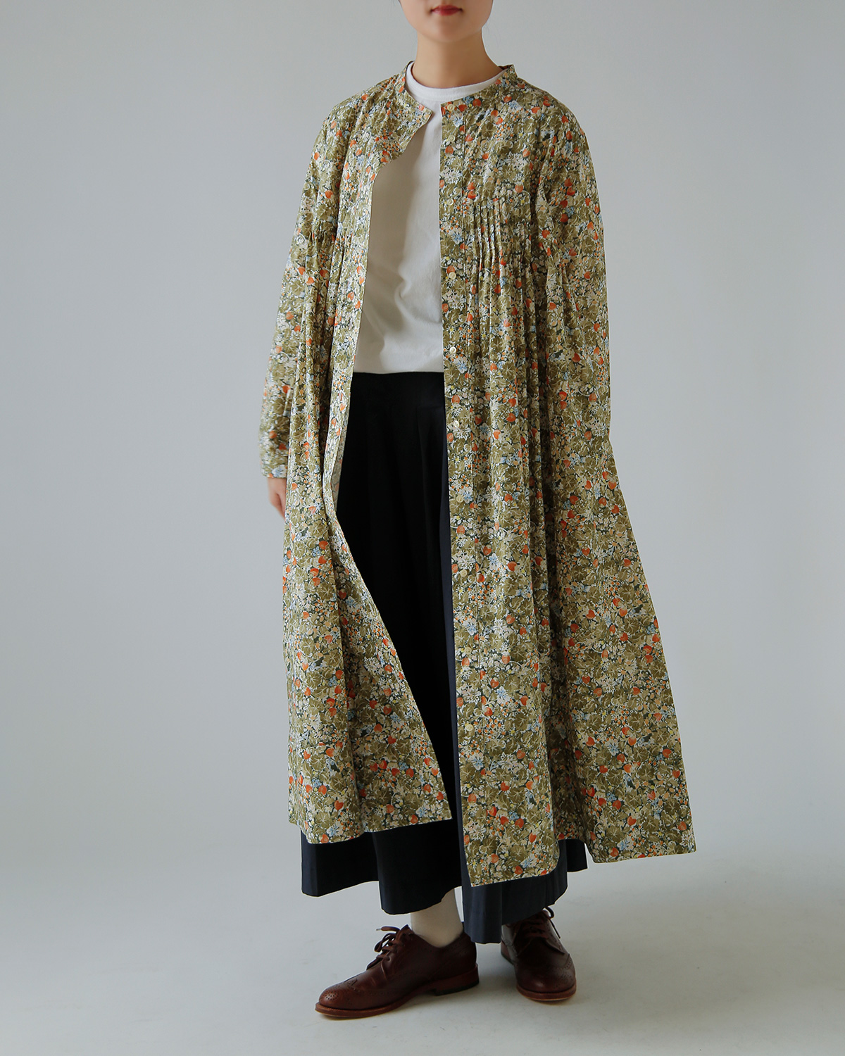 R & D.M.Co-(�I�[���h�}���Y�e�[���[)���C���h�x���[ �t�B�[���h ���[�� �s���^�b�N �h���X WILD BERRY FIELD LAWN PIN TUCK DRESS 7875