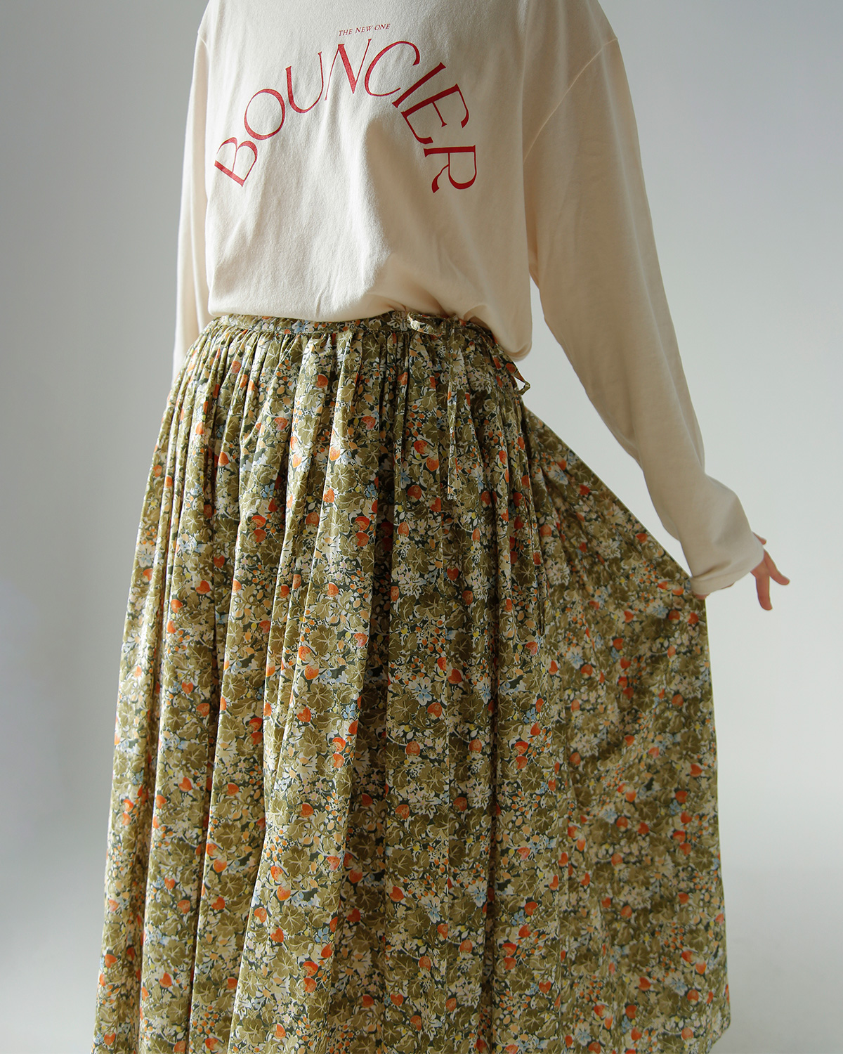 R & D.M.Co-(�I�[���h�}���Y�e�[���[)���C���h�x���[ �t�B�[���h ���[�� �M���U�[ �X�J�[�g WILD BERRY FIELD LAWN GATHER SKIRT 7876