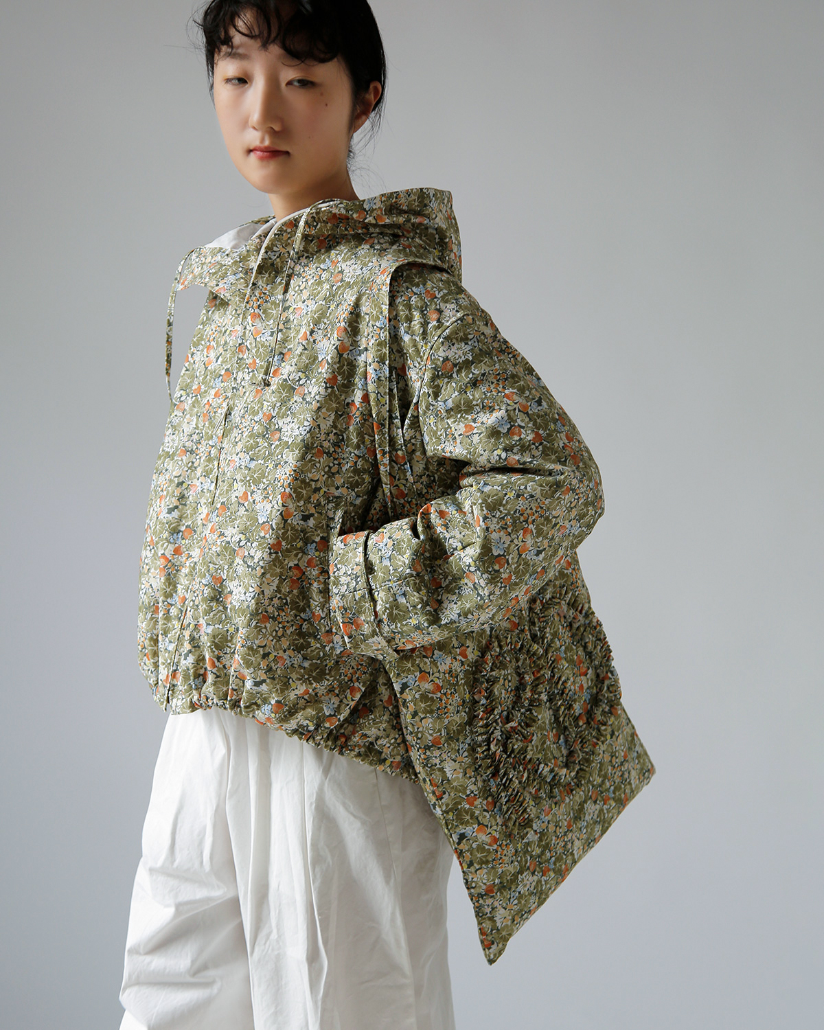 R & D.M.Co-(�I�[���h�}���Y�e�[���[)���C���h�x���[ �t�B�[���h ���[�� �t���� �f�R���[�V���� �g�[�g �o�b�O W.B.F LAWN FRILL DECORATION TOTE BAG 7884