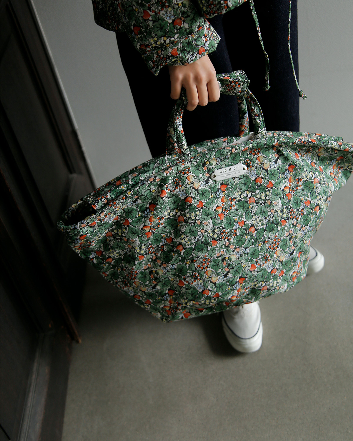 R & D.M.Co-(�I�[���h�}���Y�e�[���[)���C���h�x���[ �t�B�[���h ���b�v�X�g�b�v �t�@�X�i�[�t�� �}���V�F �o�b�O L W.B.F RIPSTOP MARCHE BAG L 7894