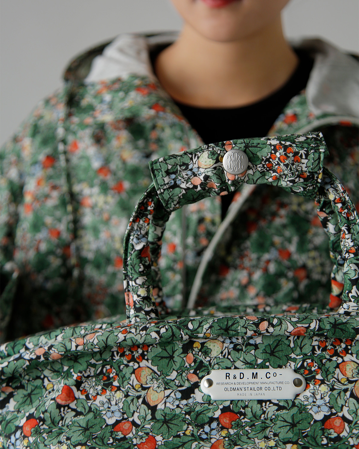 R & D.M.Co-(�I�[���h�}���Y�e�[���[)���C���h�x���[ �t�B�[���h ���b�v�X�g�b�v �t�@�X�i�[�t�� �}���V�F �o�b�O L W.B.F RIPSTOP MARCHE BAG L 7894