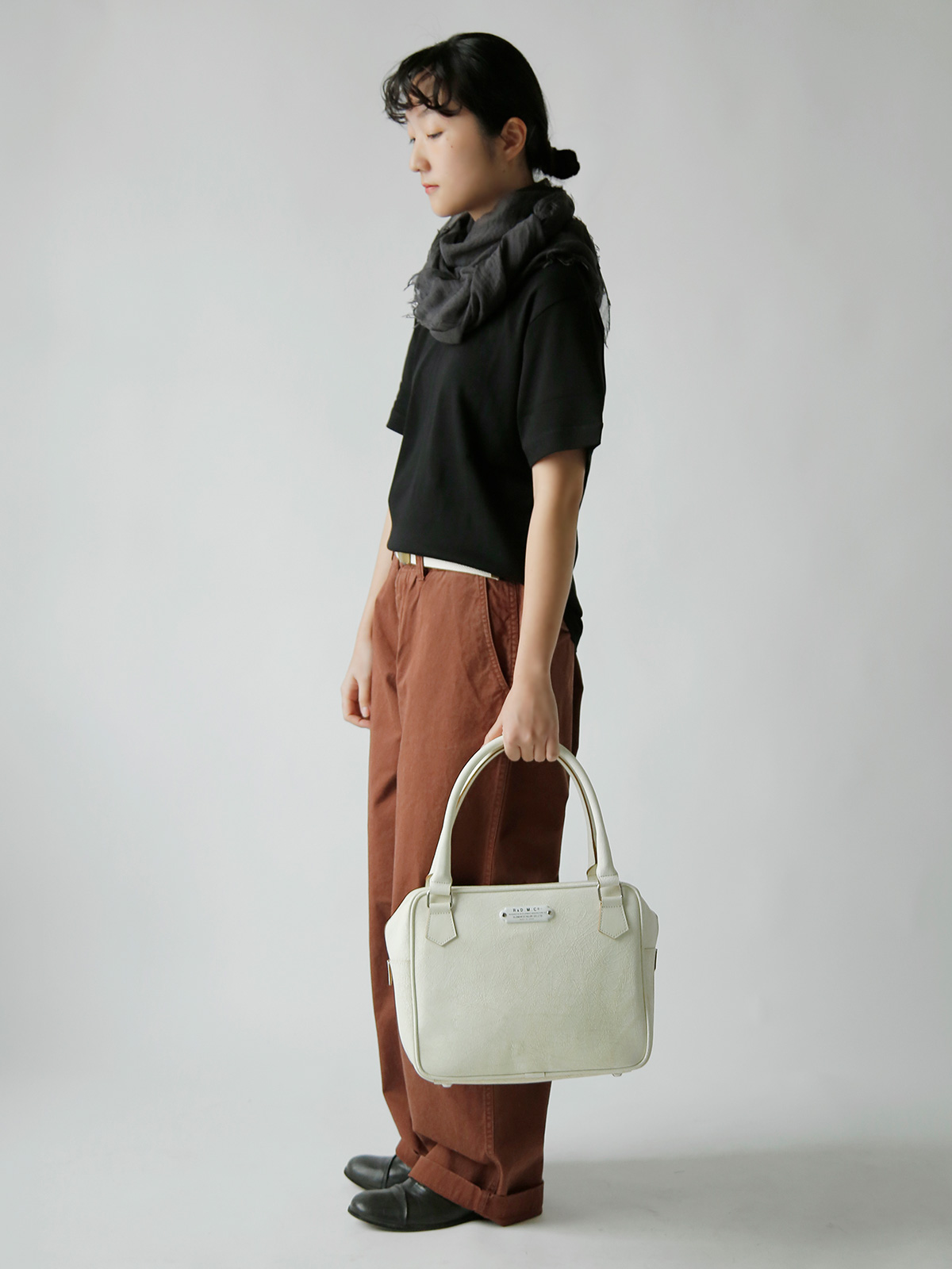 R & D.M.Co-(�I�[���h�}���Y�e�[���[)�N���b�L���O �J�E���U�[ �{�X�g���o�b�O CRACKING LEATHER BOSTON BAG 7905