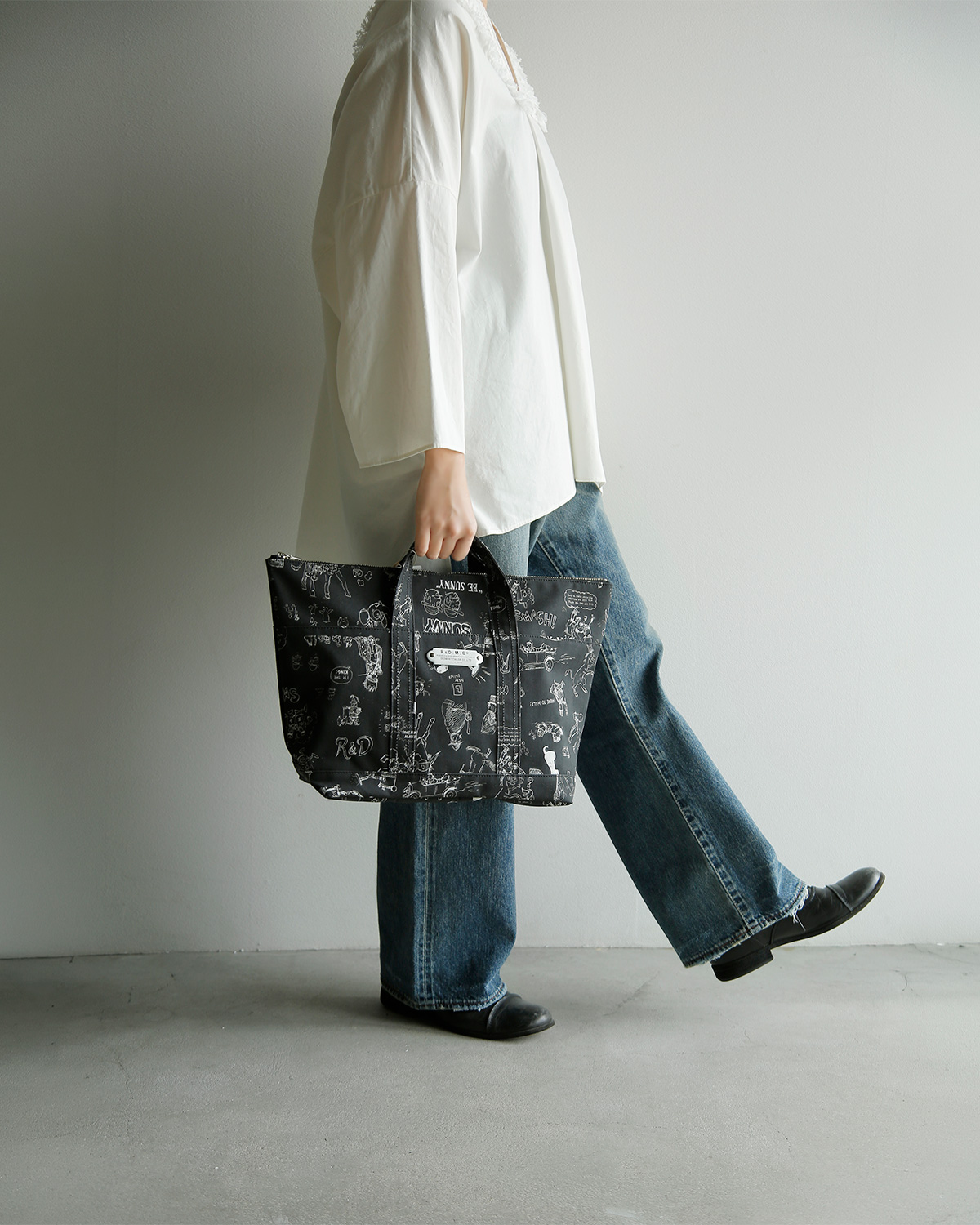 R & D.M.Co-(�I�[���h�}���Y�e�[���[)�R�b�g�� �O���t�B�e�B �v�����g�g�[�g �o�b�O GRAFFITI TOTE BAG 7950