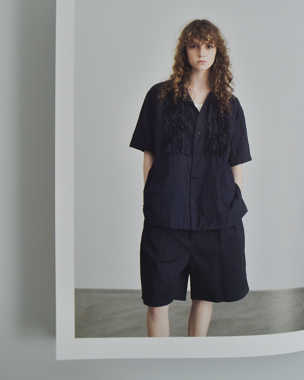 TOUJOURS(�g�D�W���[)�K�[�����g�_�C�R�b�g�� �X�g���b�`�M���o�W�� �p���c �g2 In-pleat Baggy Half Chinos�h am44fp05