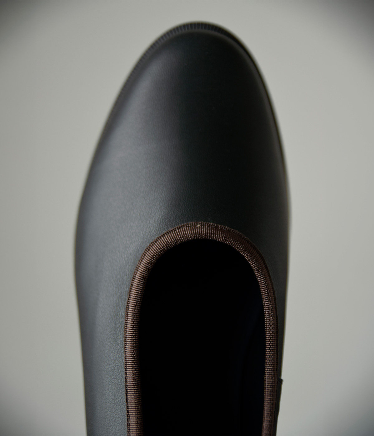 AUTTAA(�A�E�b�^)�V�[�v�X�L�� ���U�[ �p���v�X �gplain pumps II�h au-01-152