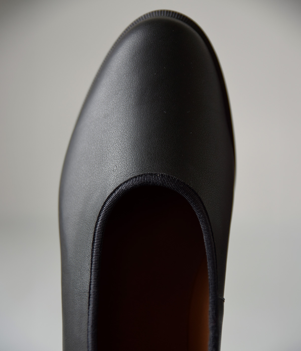 AUTTAA(�A�E�b�^)�V�[�v�X�L�� ���U�[ �p���v�X �gplain pumps II�h au-01-152