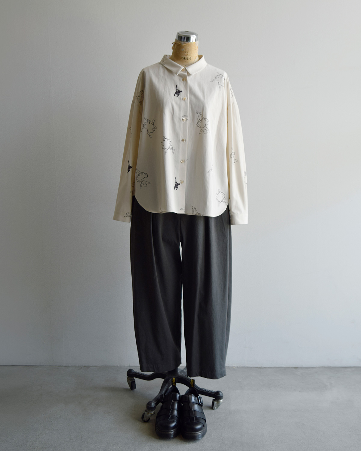 atelier naruse(�A�g���G�i���Z)���[���� �R�b�g�� �r�b�O �V���G�b�g �V���c �gballerina�h f02086-a