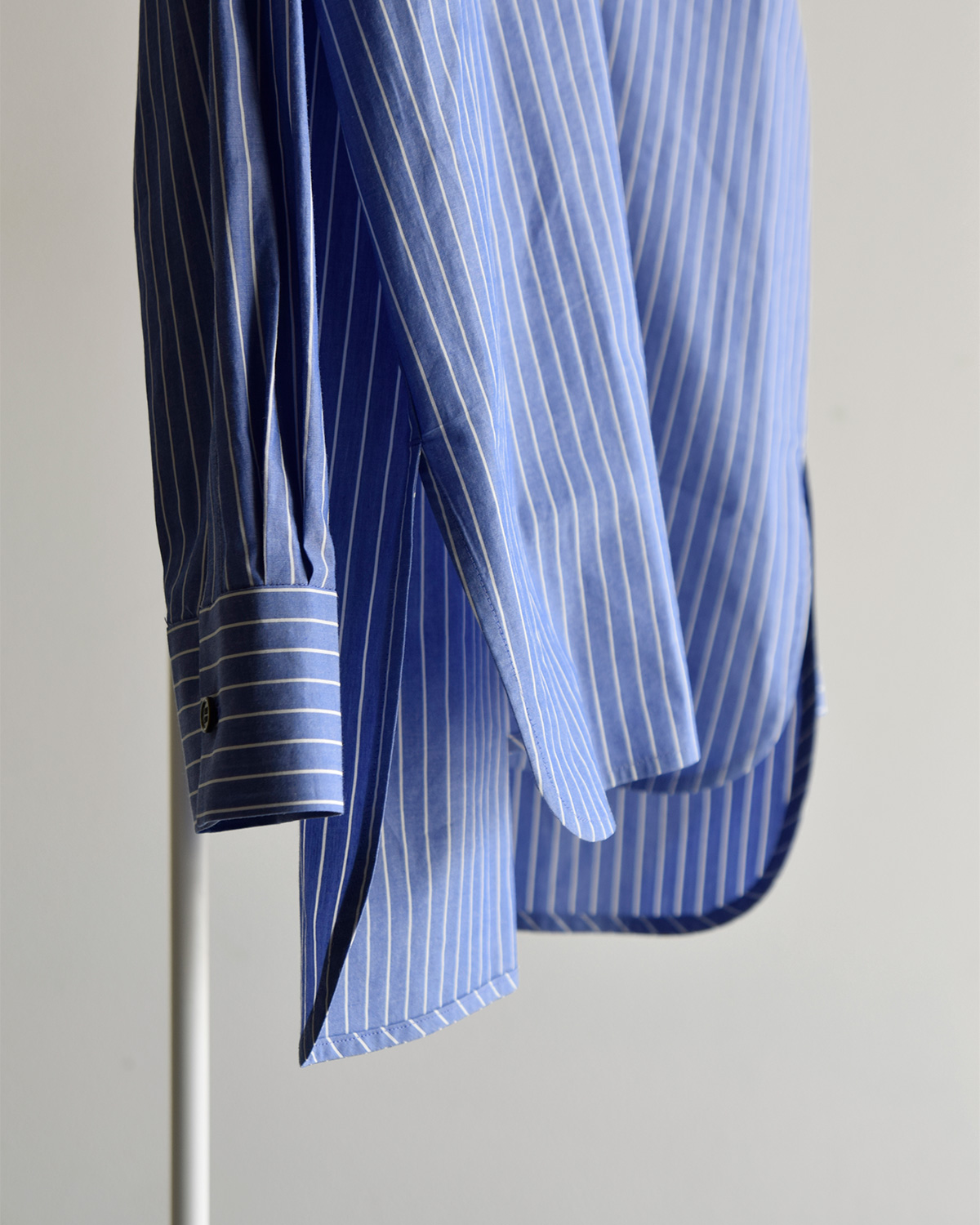 atelier naruse(�A�g���G�i���Z)�R�b�g�� ���b�N�l�b�N �X�g���C�v �u���E�X f02089-b