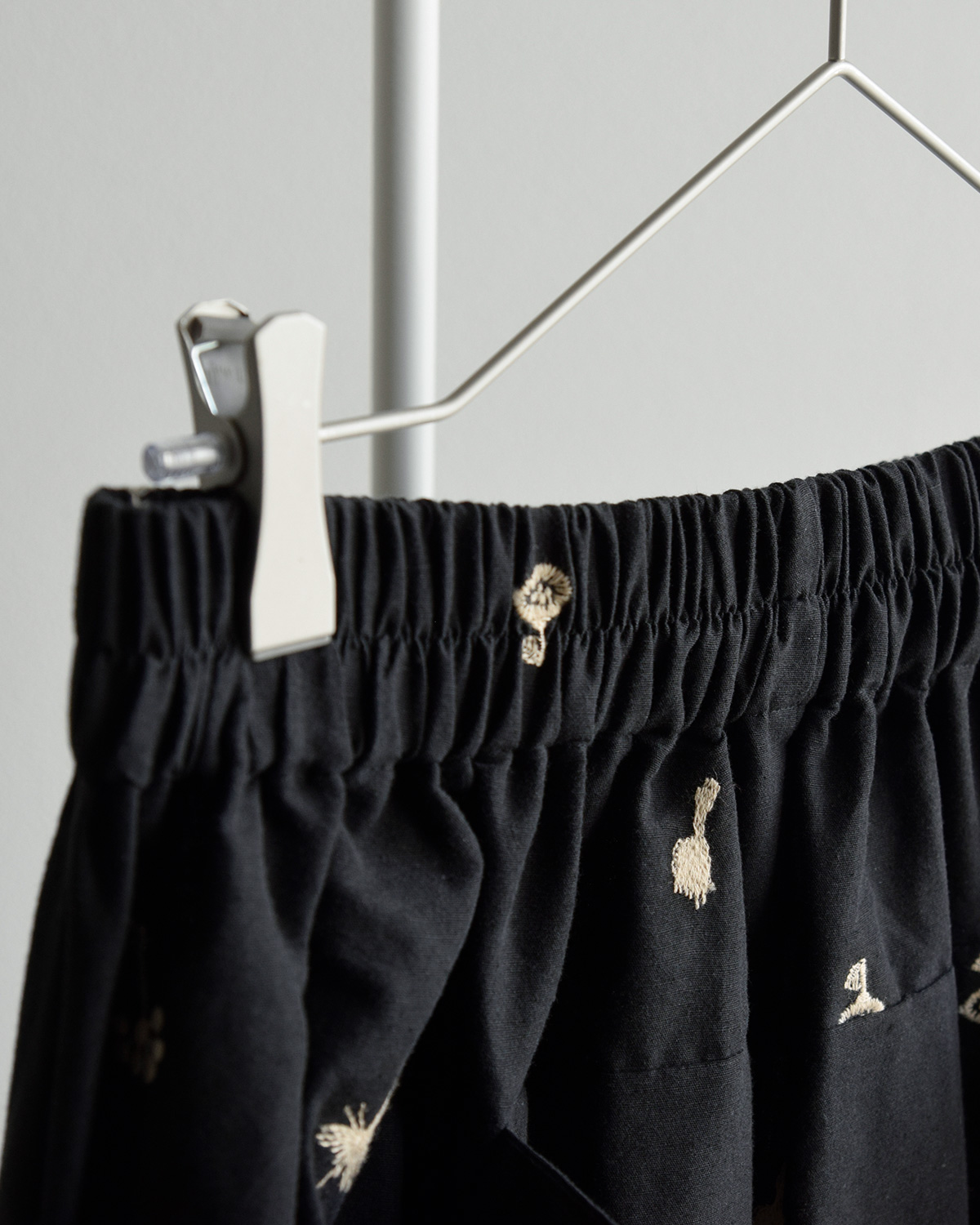 atelier naruse(�A�g���G�i���Z)�R�b�g�� ���l�� �J�b�g�C�� �|�P�b�g �X�J�[�g �gnohara�h h06040-b