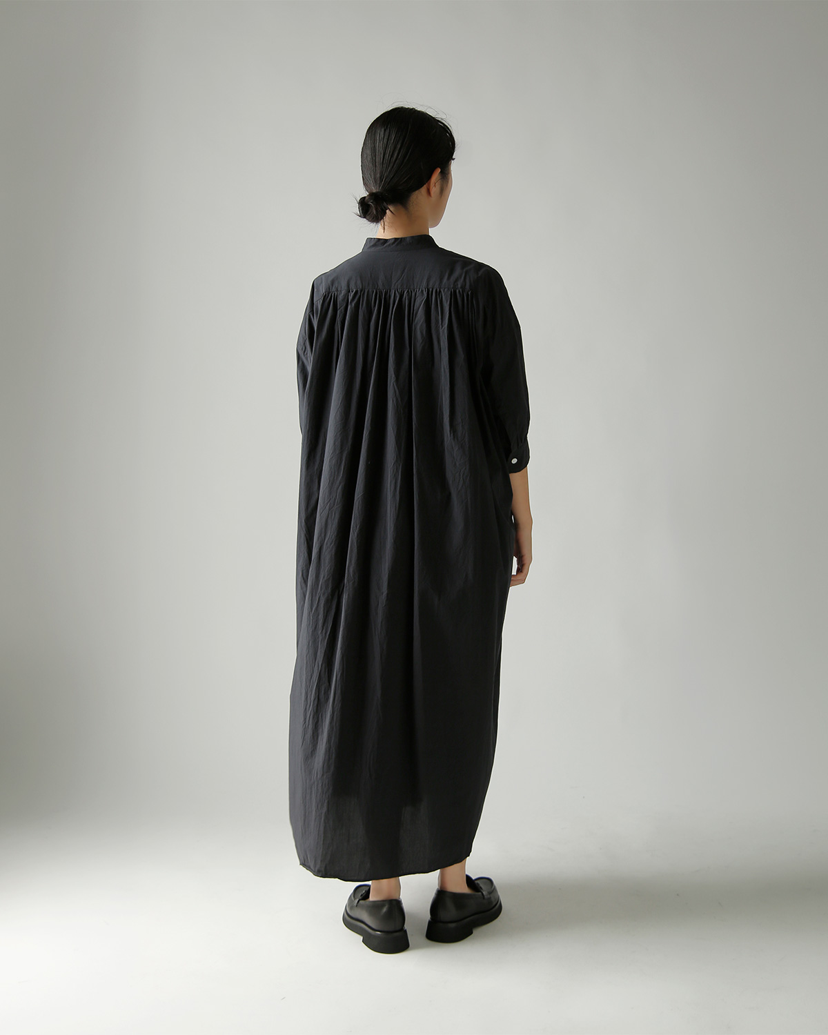 TOUJOURS(�g�D�W���[)�t�@�C�����[���R�b�g�� �V���c�h���X �gHalf Bishop Sleeve Pleated Shirt Dress�h mm44hd03