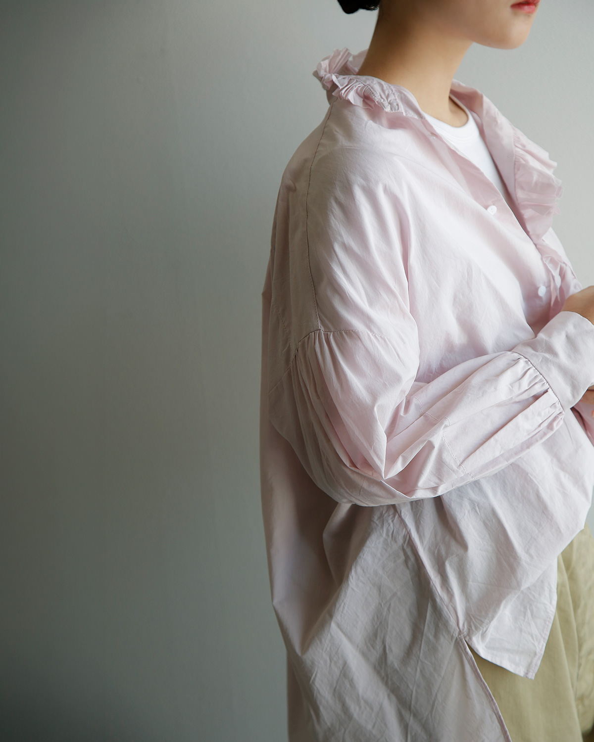 TOUJOURS(�g�D�W���[)�X�[�p�[�t�@�C���J�E���g�R�b�g�� �V���c �gBand Collar Bishop Sleeve Ruffle Shirt�h mm44ms01