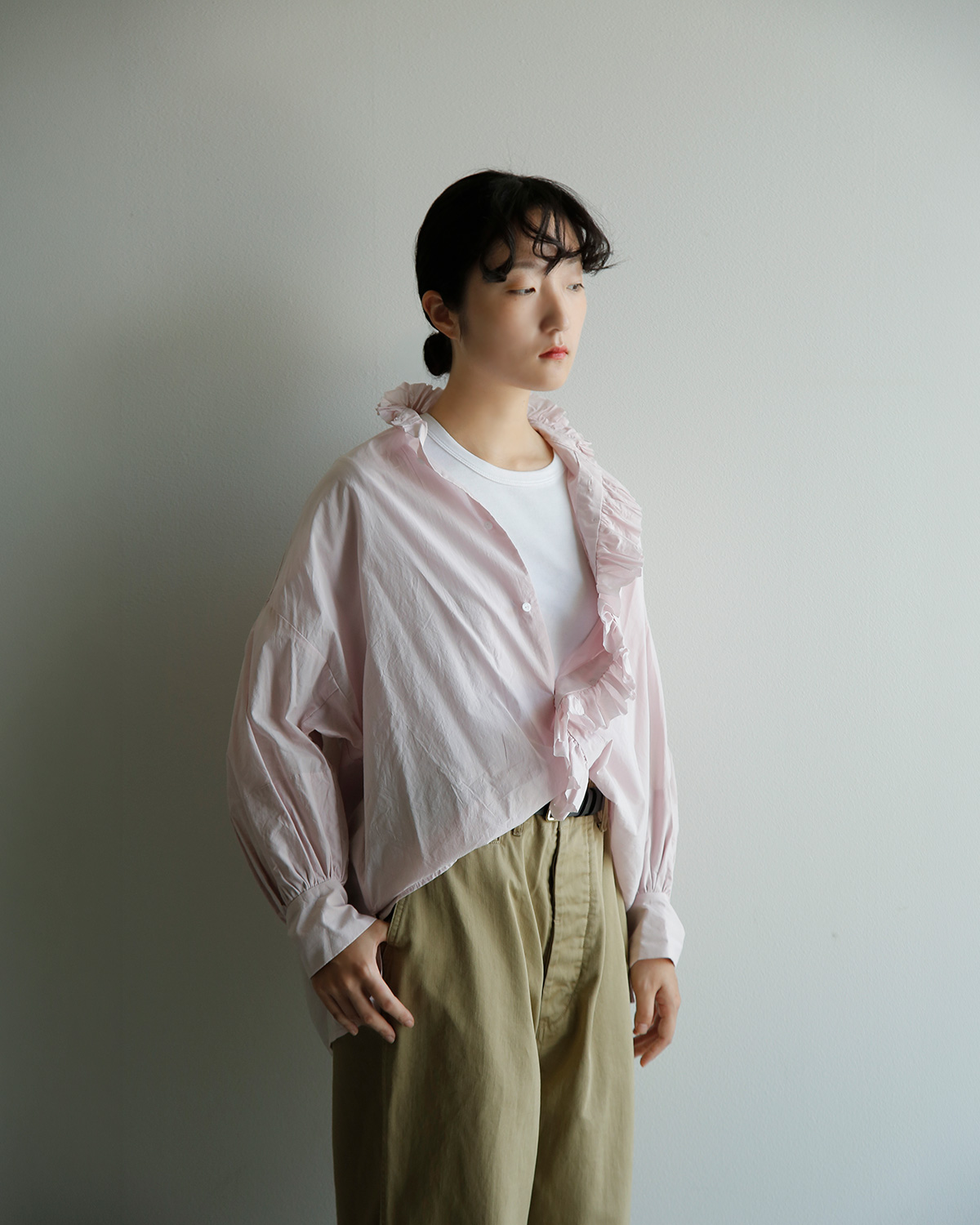 TOUJOURS(�g�D�W���[)�X�[�p�[�t�@�C���J�E���g�R�b�g�� �V���c �gBand Collar Bishop Sleeve Ruffle Shirt�h mm44ms01