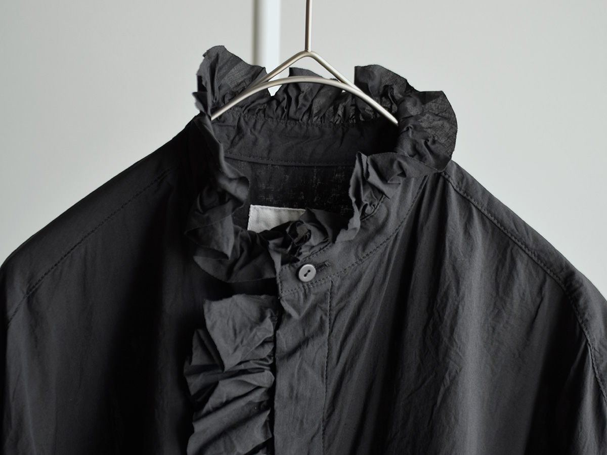 TOUJOURS(�g�D�W���[)�X�[�p�[�t�@�C���J�E���g�R�b�g�� �V���c �gBand Collar Bishop Sleeve Ruffle Shirt�h mm44ms01