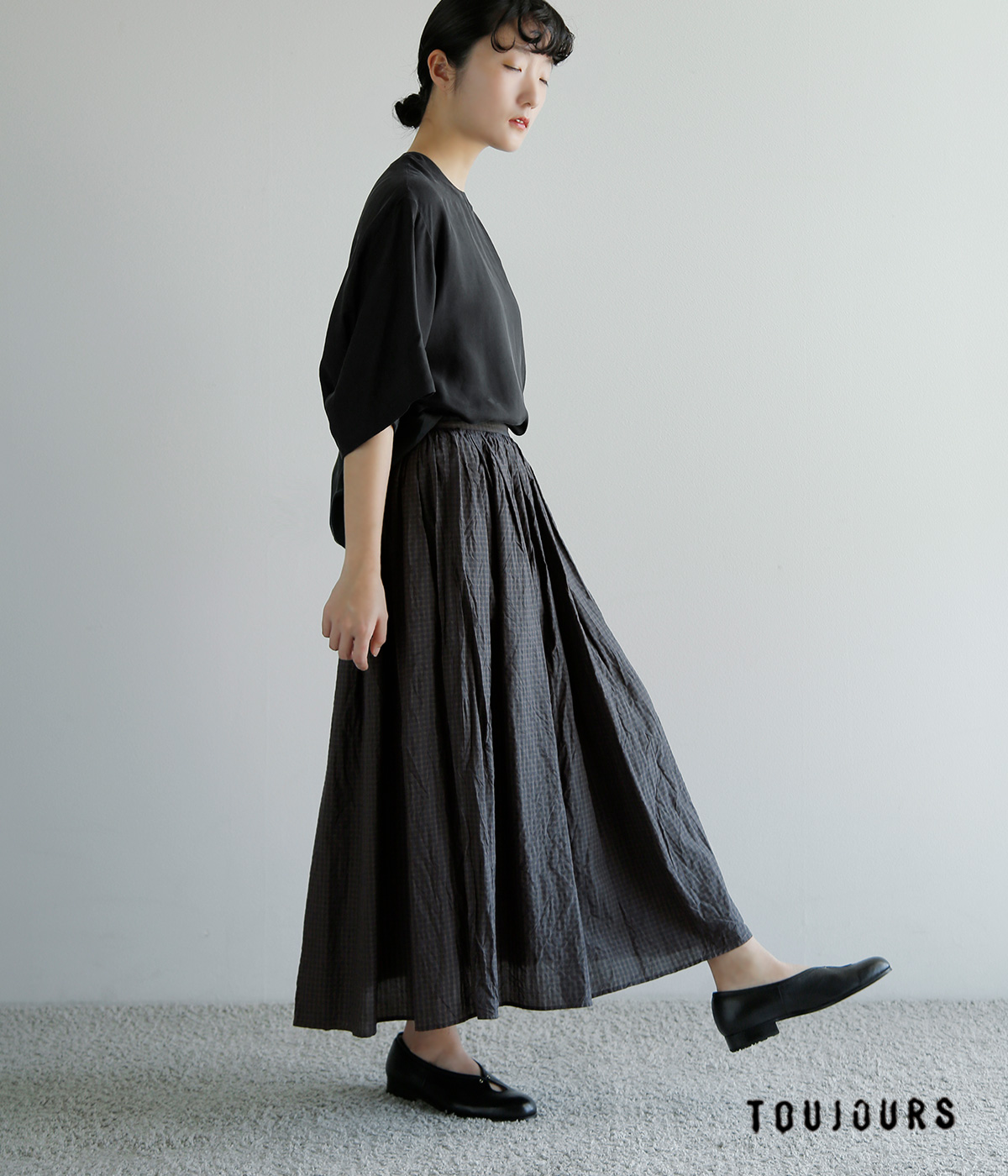 TOUJOURS(�g�D�W���[)�R�b�g���V���N �^�b�^�\�[���`�F�b�N �X�J�[�g �gRandom Pleated Maxi Skirt�h qm44gk03