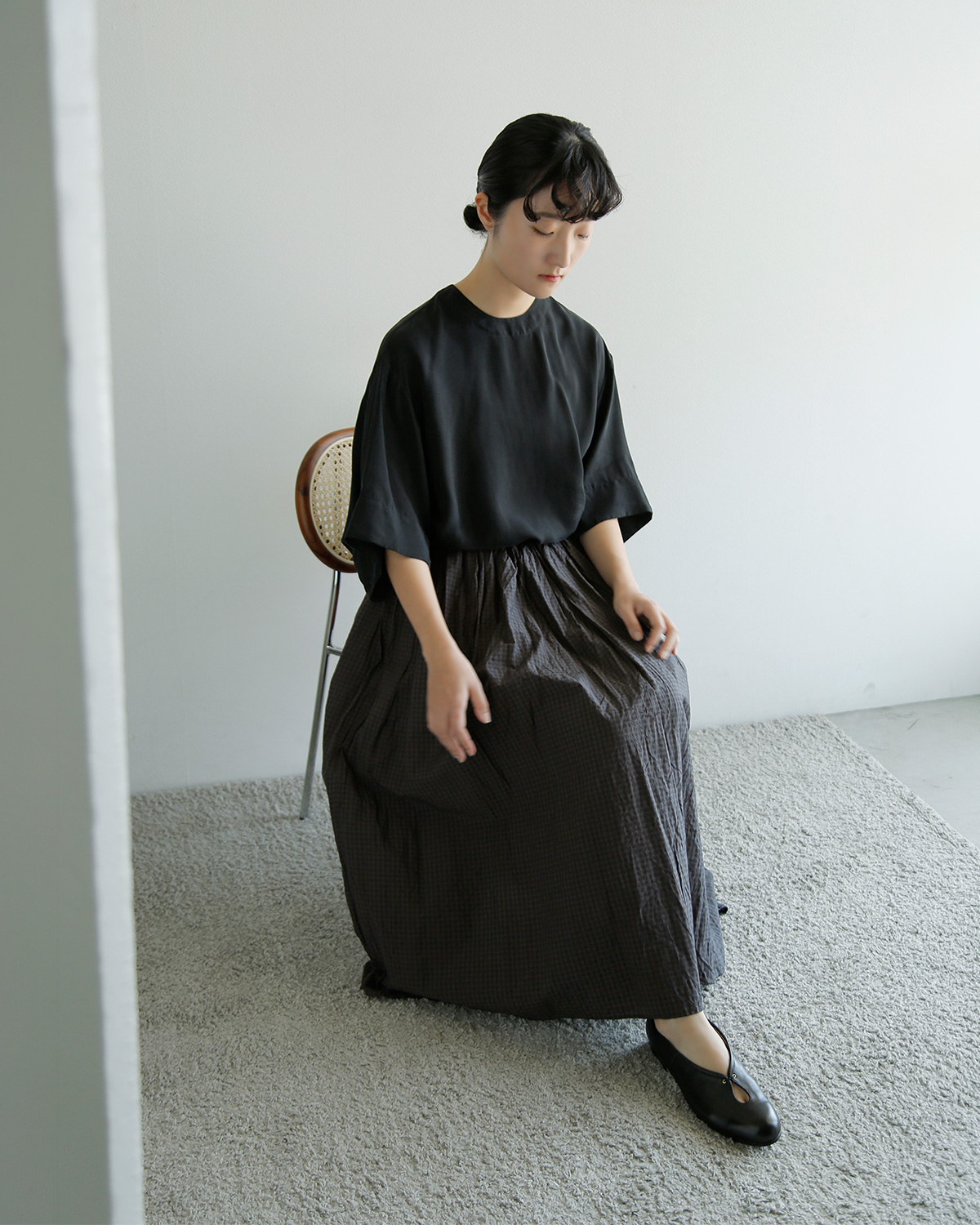 TOUJOURS(�g�D�W���[)�R�b�g���V���N �^�b�^�\�[���`�F�b�N �X�J�[�g �gRandom Pleated Maxi Skirt�h qm44gk03