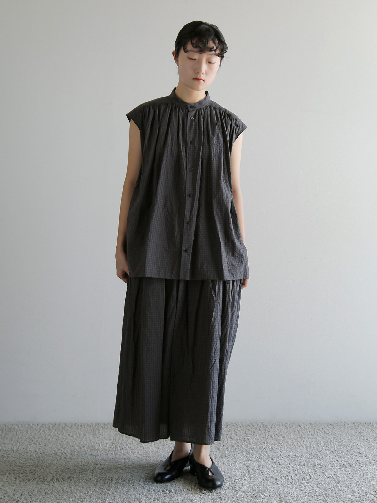 TOUJOURS(�g�D�W���[)�R�b�g���V���N �^�b�^�\�[���`�F�b�N �V���c �gPleated Sleeveless Long Shirt�h qm44gs02