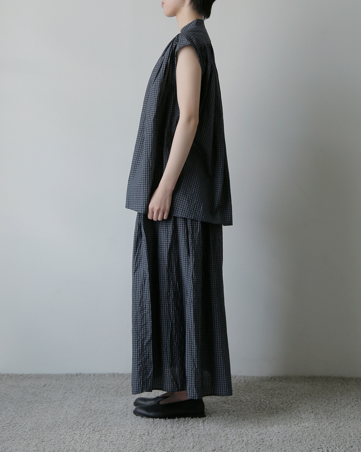 TOUJOURS(�g�D�W���[)�R�b�g���V���N �^�b�^�\�[���`�F�b�N �V���c �gPleated Sleeveless Long Shirt�h qm44gs02