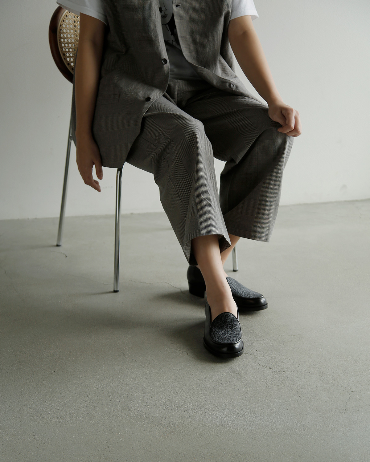 Post Production(�|�X�g�v���_�N�V����)�V���[�N�X�L���~�x�r�[�J�[�t ���[�t�@�[ Re-lux re-lux-same1