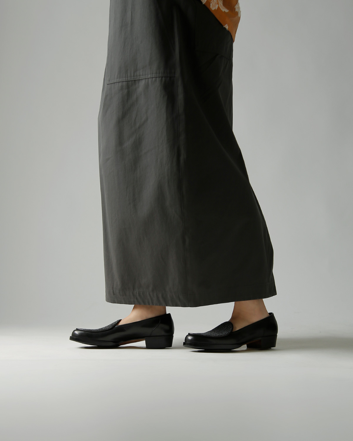 Post Production(�|�X�g�v���_�N�V����)�V���[�N�X�L���~�x�r�[�J�[�t ���[�t�@�[ Re-lux re-lux-same1