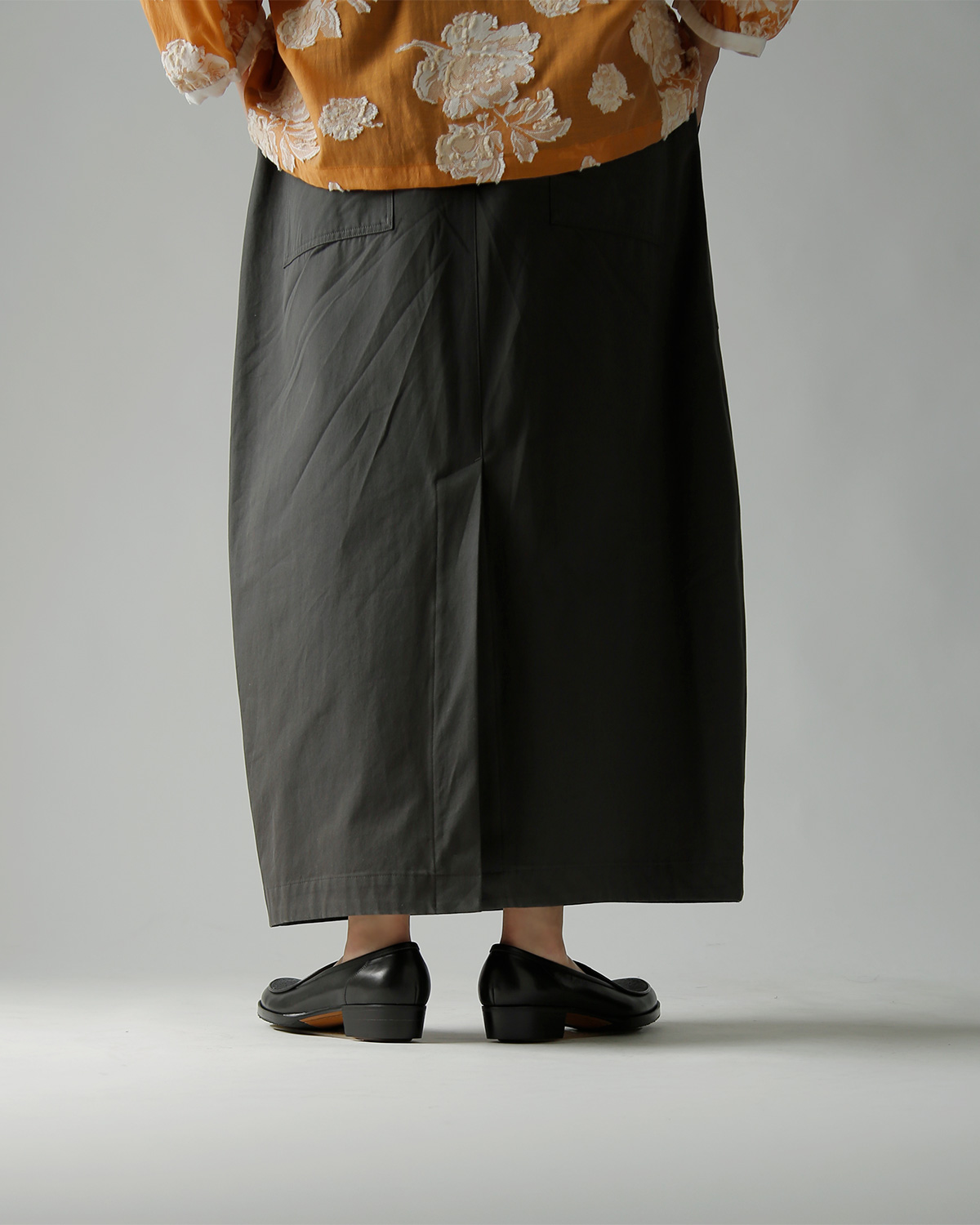 Post Production(�|�X�g�v���_�N�V����)�V���[�N�X�L���~�x�r�[�J�[�t ���[�t�@�[ Re-lux re-lux-same1