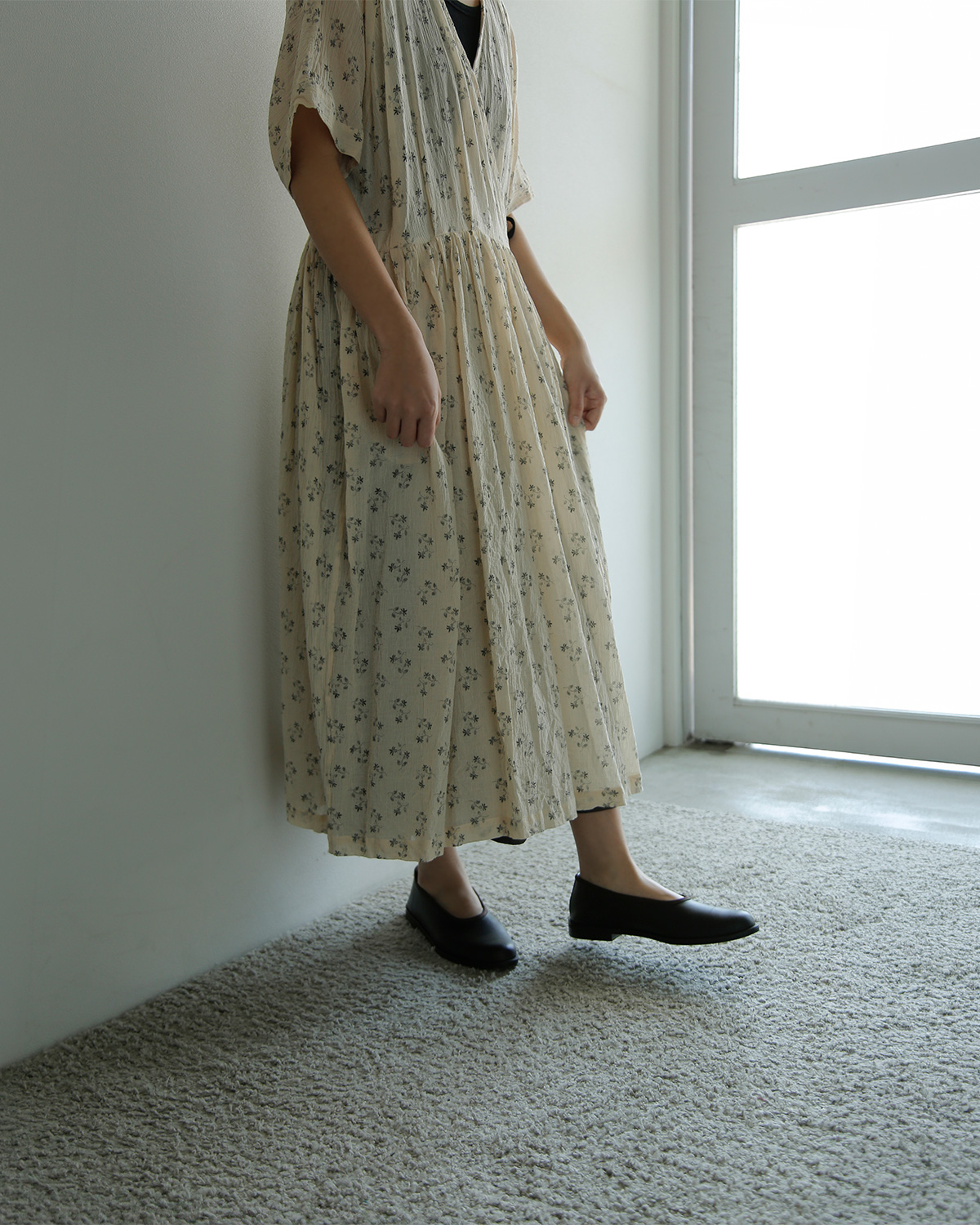 TOUJOURS(�g�D�W���[)�t�@�C���R�b�g���K�[�[ �s�O�����g�t���[�����v�����g �h���X �gHalf Sleeve Pleated Cache-coeur Dress�h tm44ld05