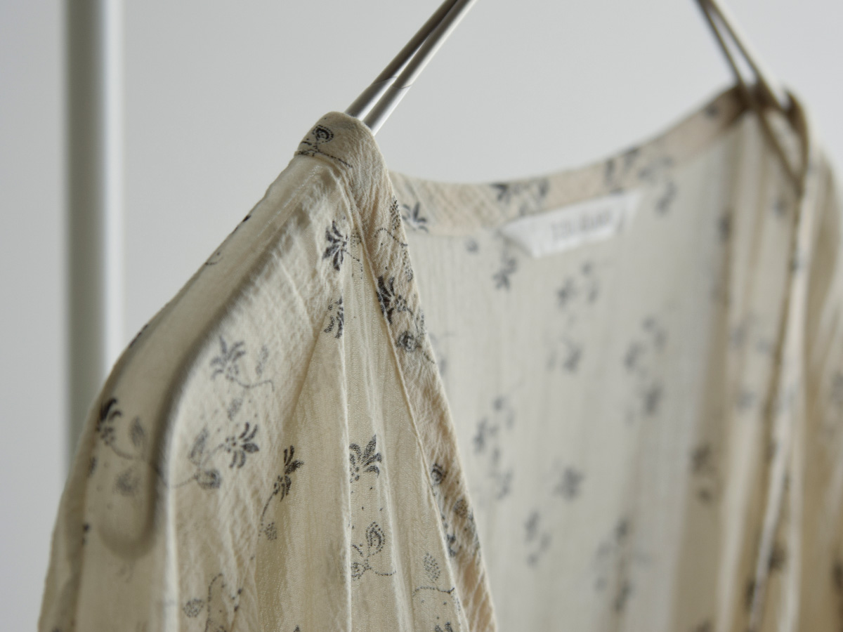 TOUJOURS(�g�D�W���[)�t�@�C���R�b�g���K�[�[ �s�O�����g�t���[�����v�����g �h���X �gHalf Sleeve Pleated Cache-coeur Dress�h tm44ld05