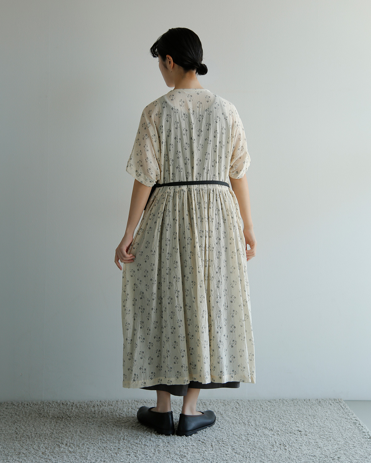 TOUJOURS(�g�D�W���[)�t�@�C���R�b�g���K�[�[ �s�O�����g�t���[�����v�����g �h���X �gHalf Sleeve Pleated Cache-coeur Dress�h tm44ld05