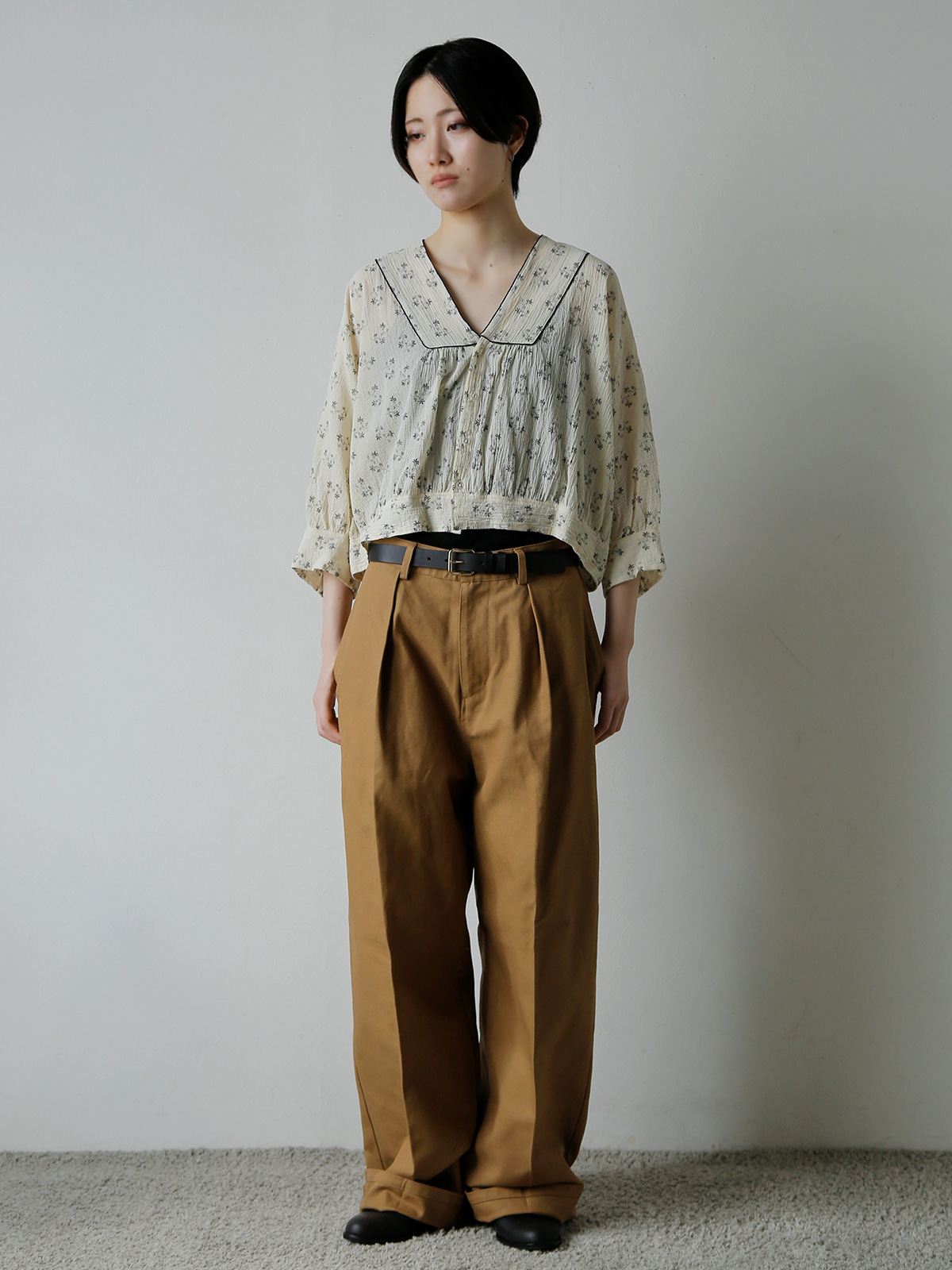 TOUJOURS(�g�D�W���[)�t�@�C���R�b�g���K�[�[ �s�O�����g�t���[�����v�����g �u���E�X �gPiping Bolero Blouse�h tm44ls01