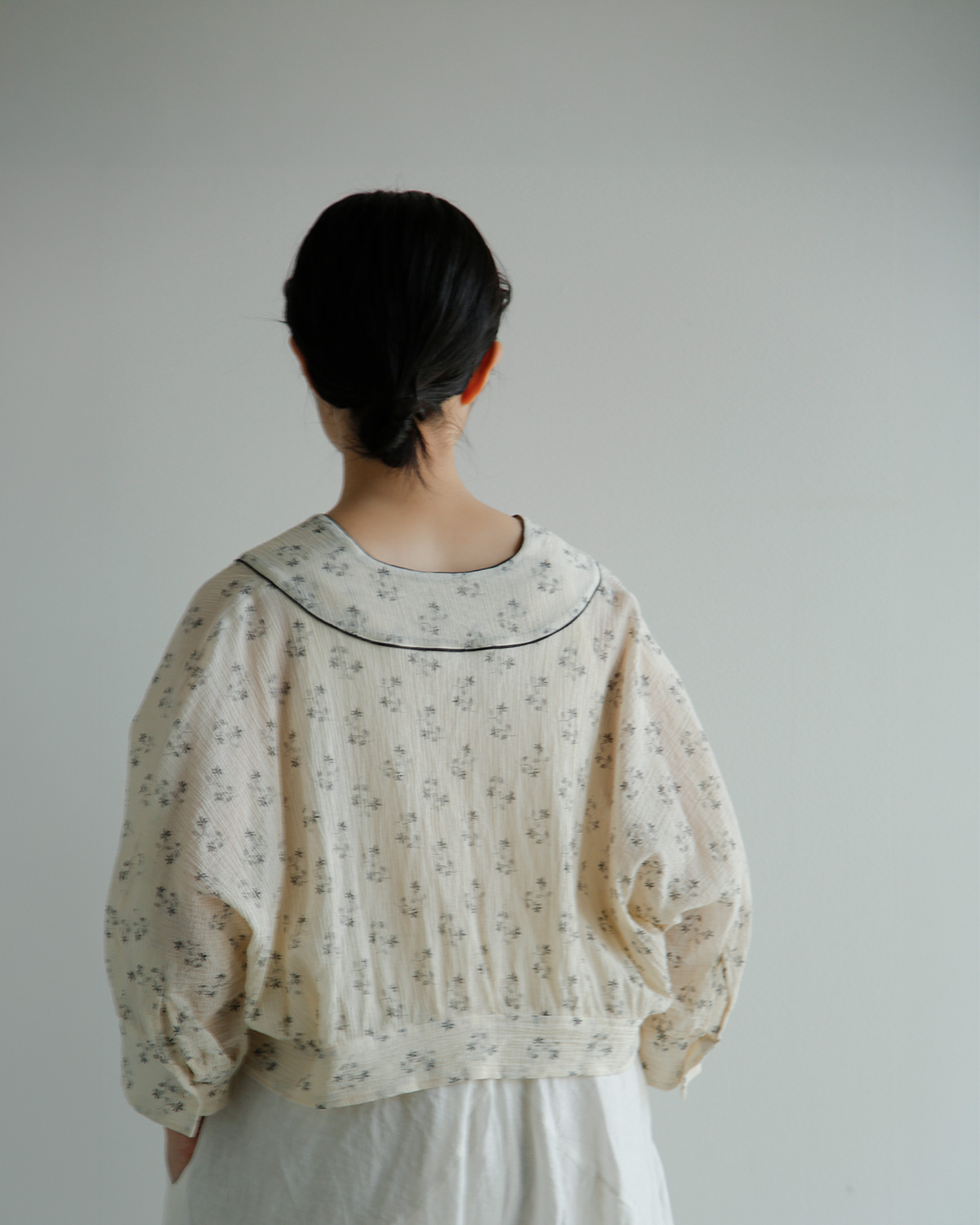 TOUJOURS(�g�D�W���[)�t�@�C���R�b�g���K�[�[ �s�O�����g�t���[�����v�����g �u���E�X �gPiping Bolero Blouse�h tm44ls01