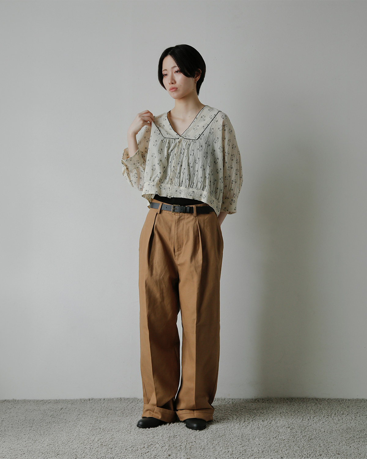 TOUJOURS(�g�D�W���[)�t�@�C���R�b�g���K�[�[ �s�O�����g�t���[�����v�����g �u���E�X �gPiping Bolero Blouse�h tm44ls01