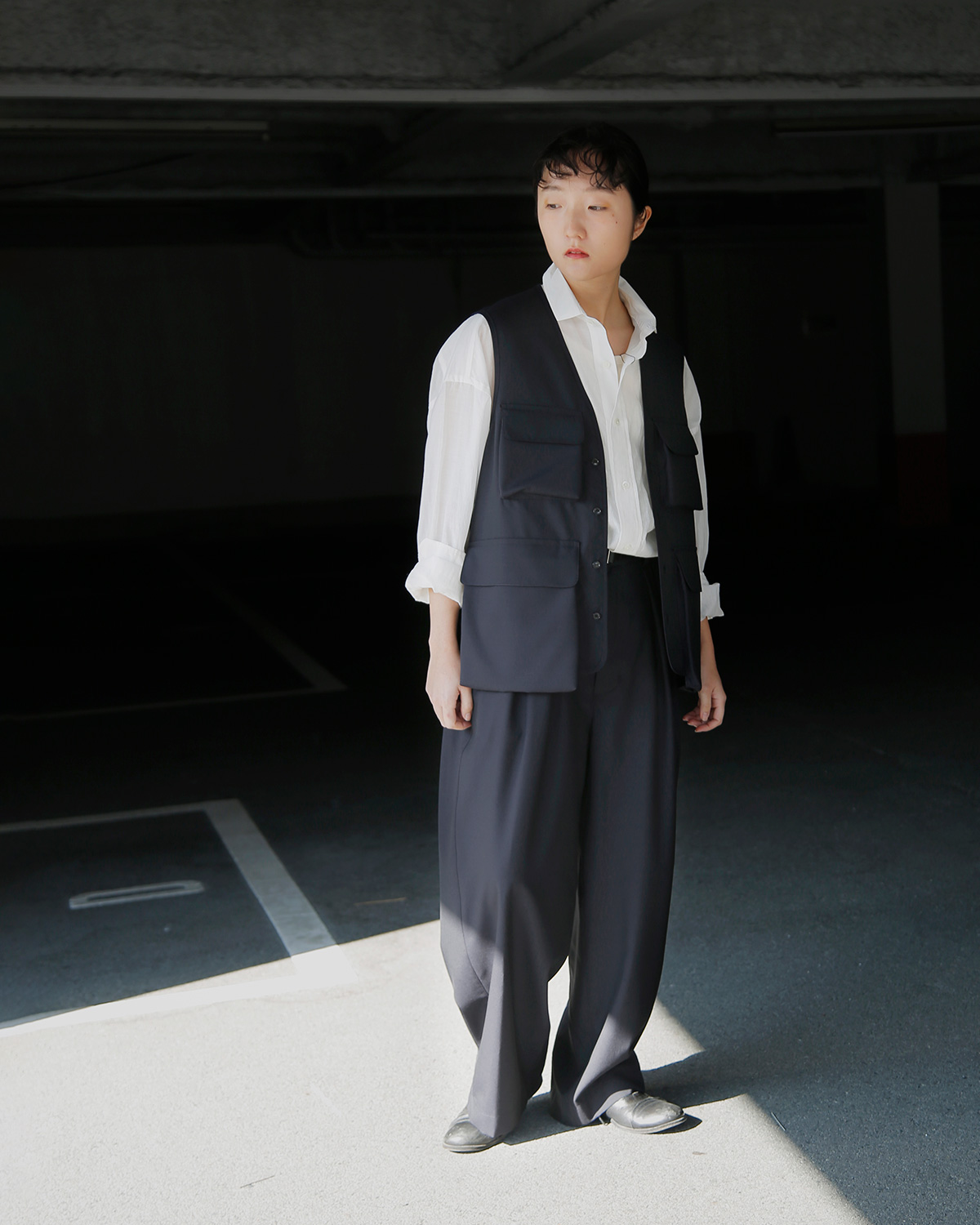 TOUJOURS(�g�D�W���[)SUPER120s�g���s�J���E�[�� �p���c �g2 In-pleat Baggy Pants�h ym44ap03