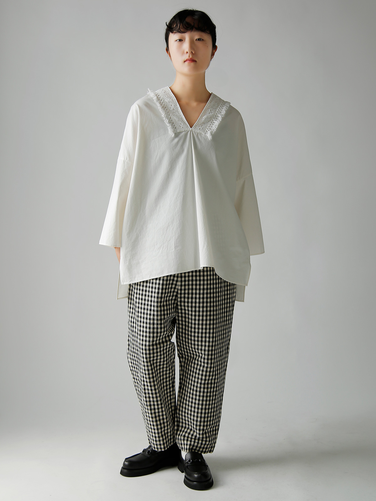 TOUJOURS(�g�D�W���[)�X�[�y���A���E�R�b�g�����B���e�[�W�V�[�e�B���O �|���`�� �gFringe Lace Poncho�h ym44bs05